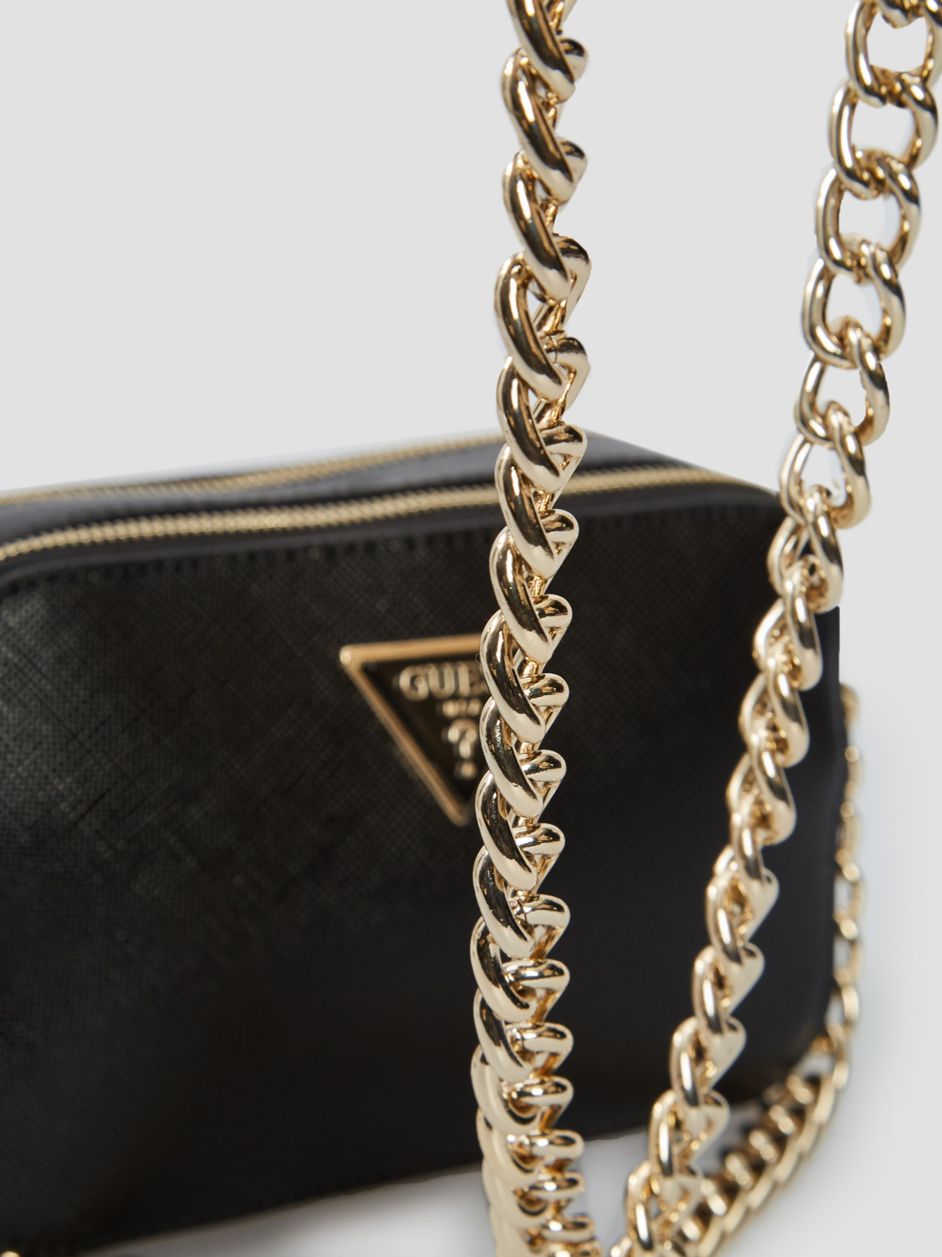 Сумки GUESS Noelle модель HWZG78.79140;BLA Сумки GUESS Noelle модель HWZG78.79140;BLA Фото