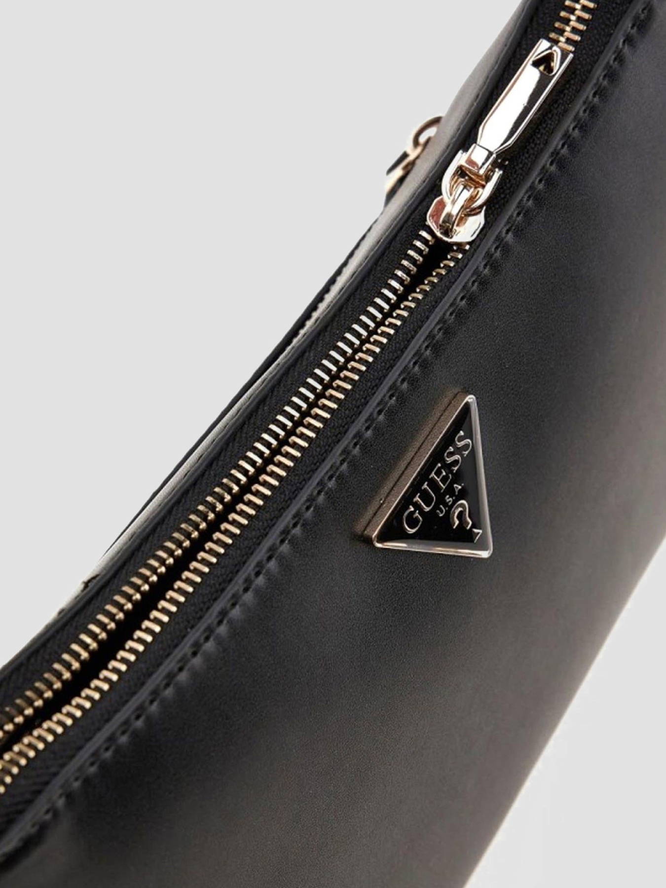 Сумки GUESS Daryna модель HWVG94.93180;BLA Сумки GUESS Daryna модель HWVG94.93180;BLA Фото