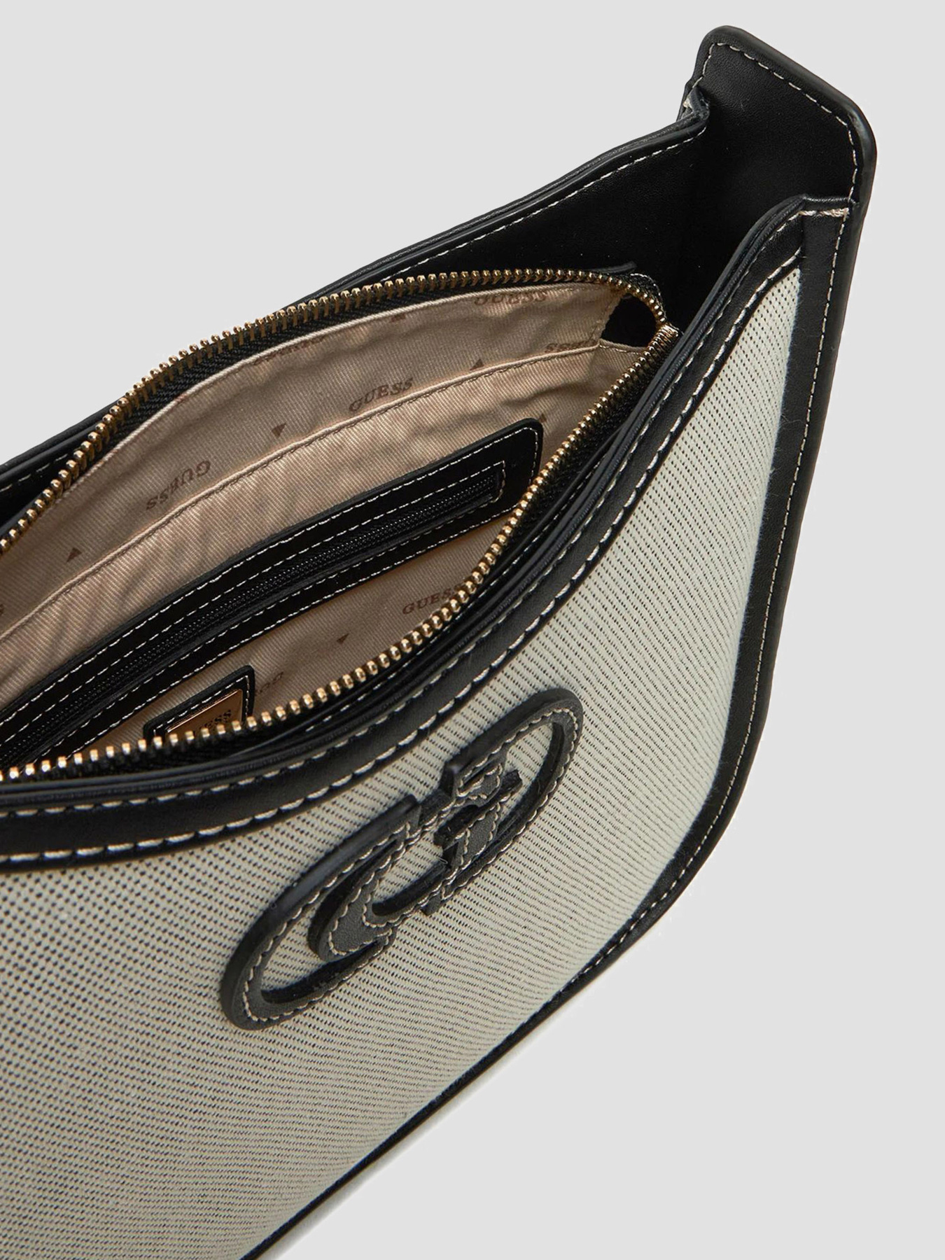 Сумки GUESS Sebina модель HWAG95.24030;NTB Фото
