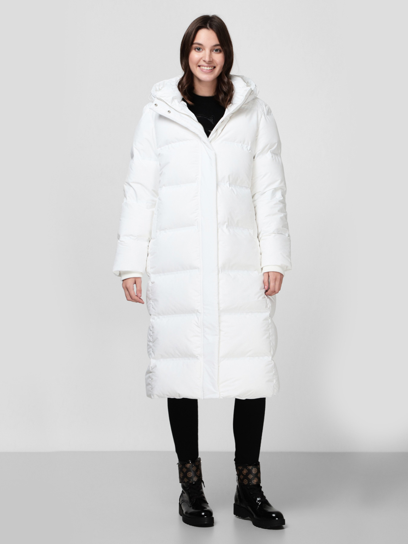 Куртки и дубленки GUESS модель W0BL1J-WDIN0-TWHT Фото
