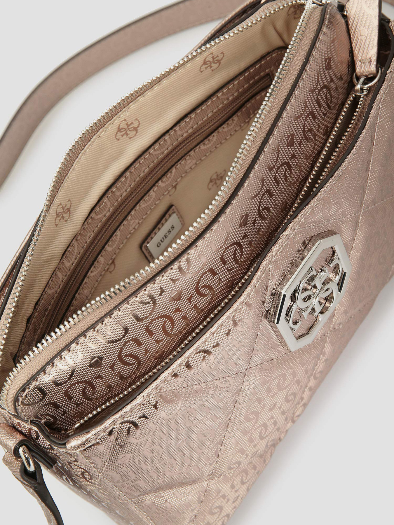 Сумки GUESS модель HWSY79-71140-PEW Фото