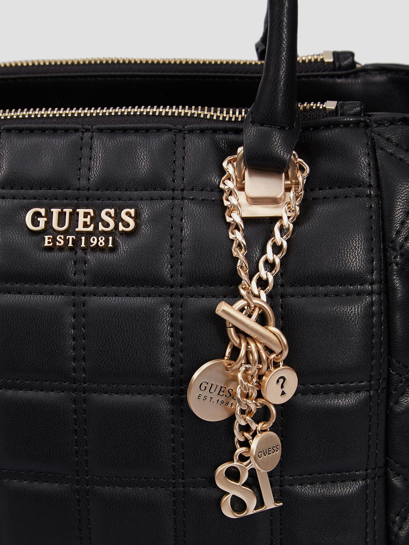 Сумки GUESS модель HWVS81-11060-BLA Сумки GUESS модель HWVS81-11060-BLA Фото