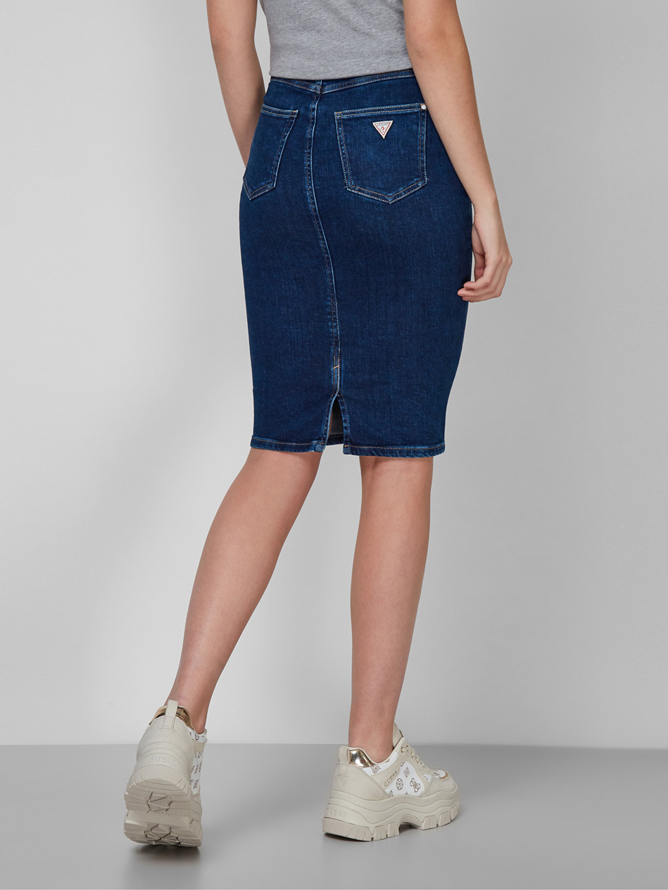 Юбки GUESS модель W1RD0M-D4663-SOCH Фото