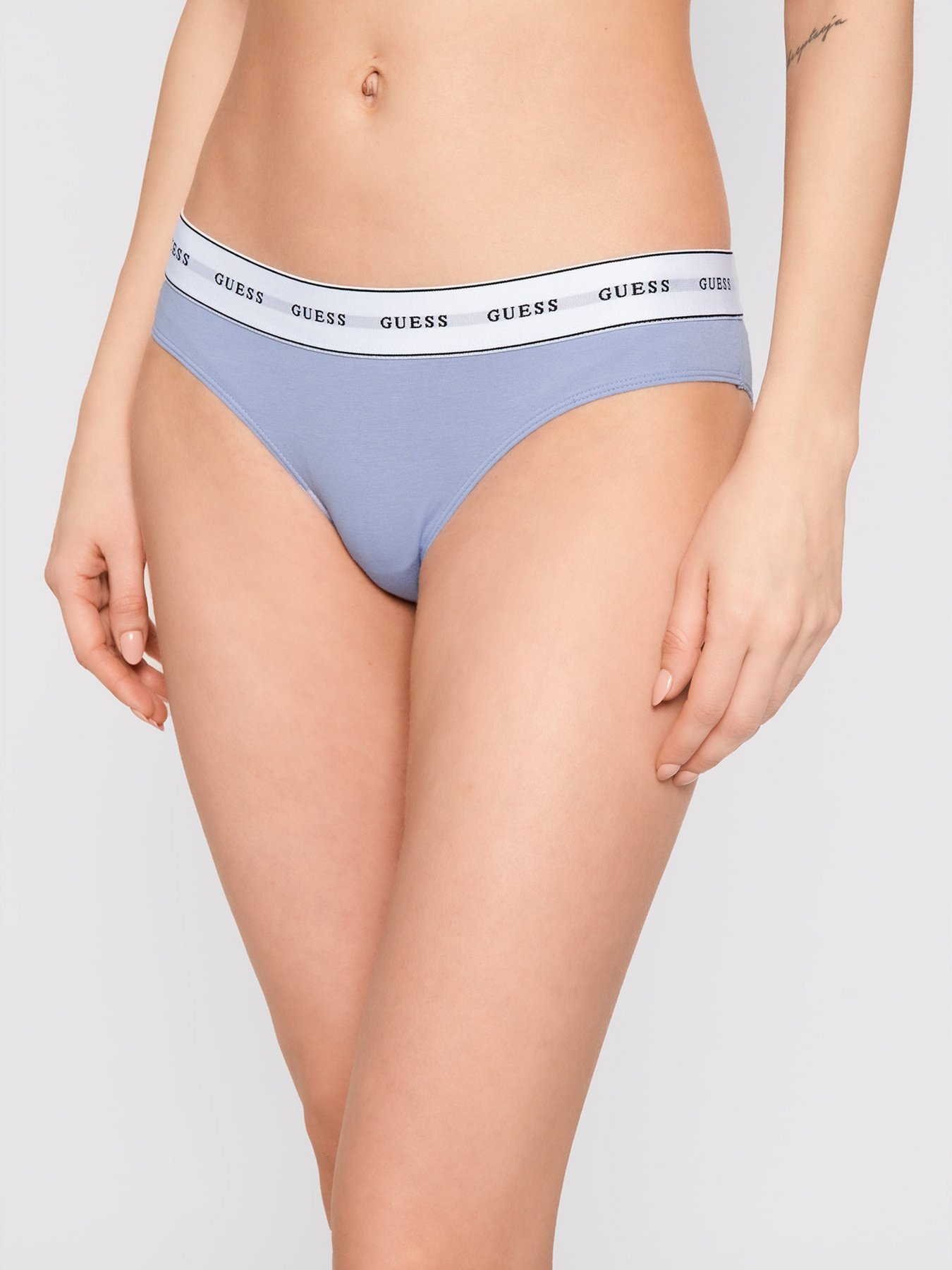Нижнее белье GUESS Slip модель O97E02-JR04P-G4Q3 Нижнее белье GUESS Slip модель O97E02-JR04P-G4Q3 Фото