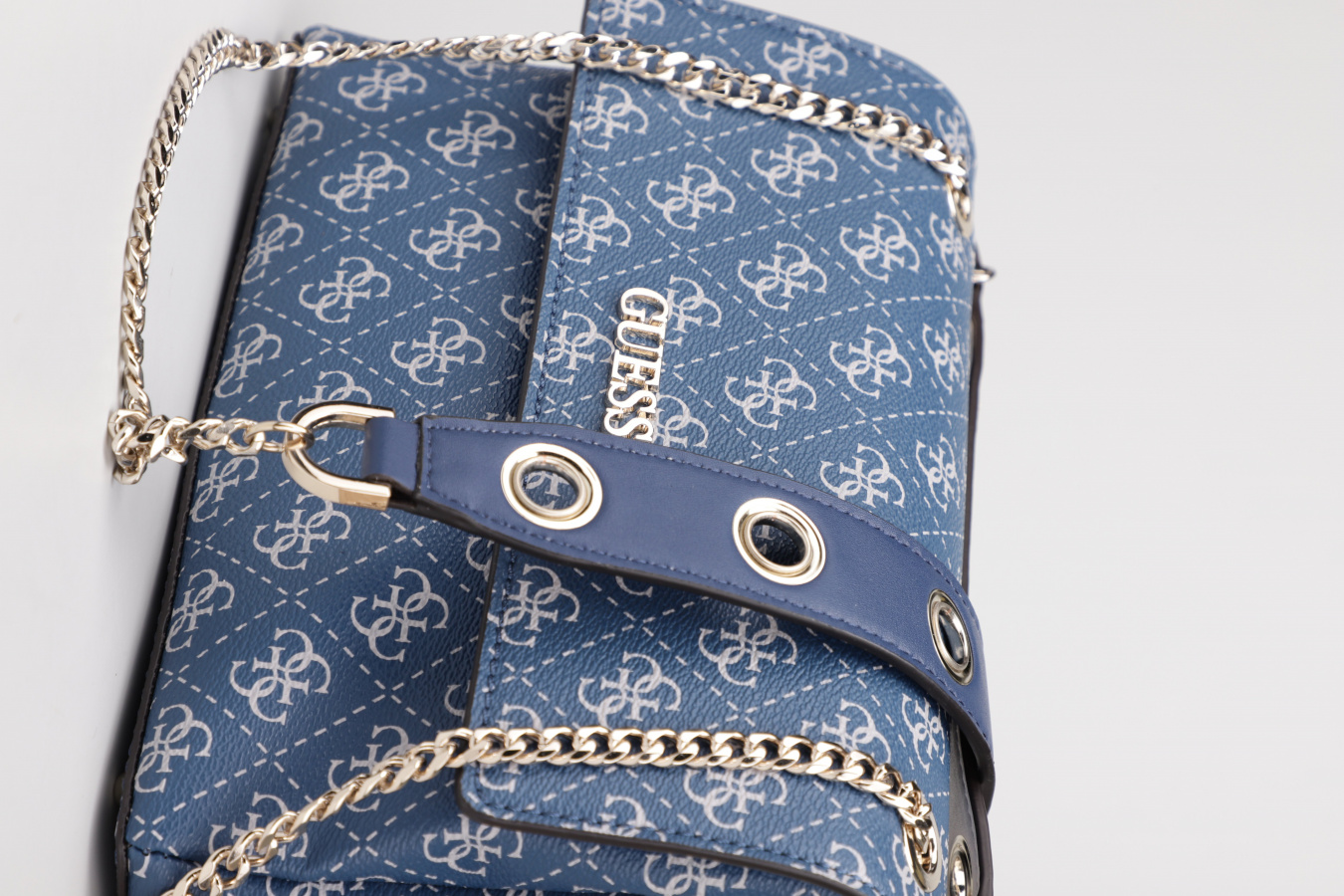 Сумки GUESS Washington модель HWSG81.24210;BLM Фото