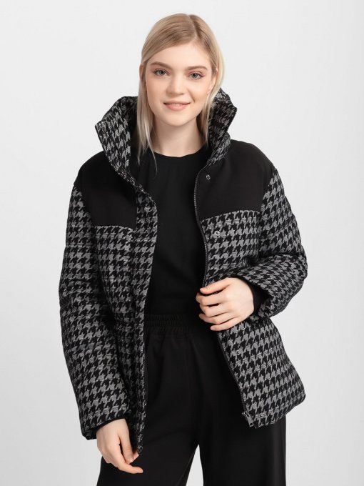 Куртки и дубленки GUESS модель W1BL10.WE4A0;F061 Фото