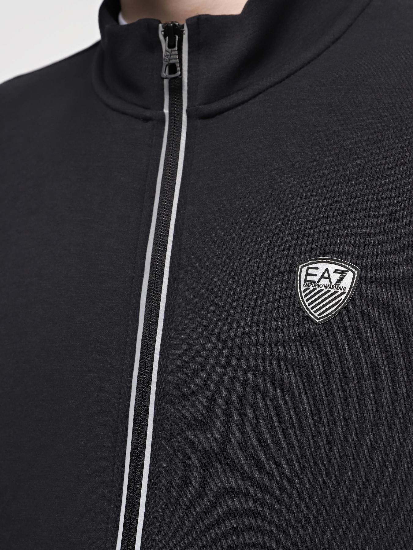 Костюми EA7 Premium Shield модель 8NPV56-PJ4EZ-1578 Костюми EA7 Premium Shield модель 8NPV56-PJ4EZ-1578 Фото