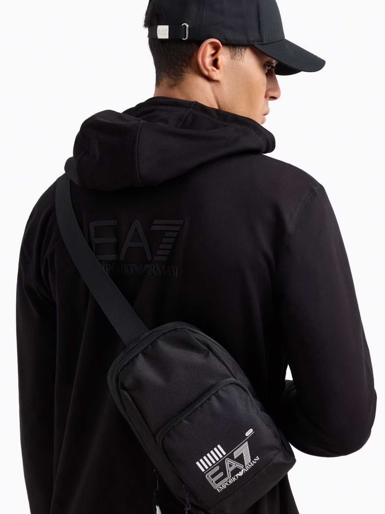 Костюмы EA7 Visibility модель 7M000236-AF13512-UC001 Фото