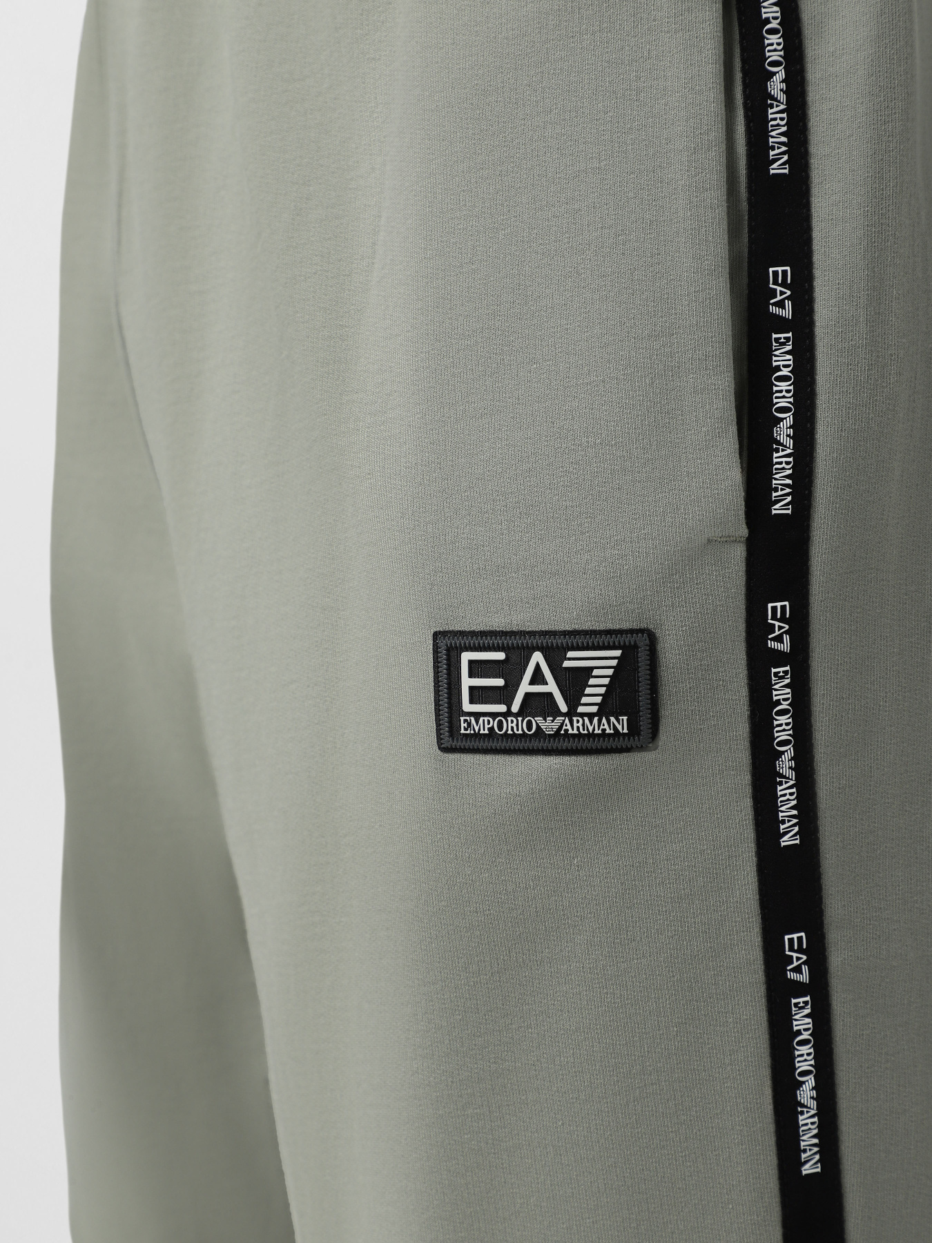 Шорти EA7 Logo Series модель 7M001039-AF10380-U8058 Шорти EA7 Logo Series модель 7M001039-AF10380-U8058 Фото