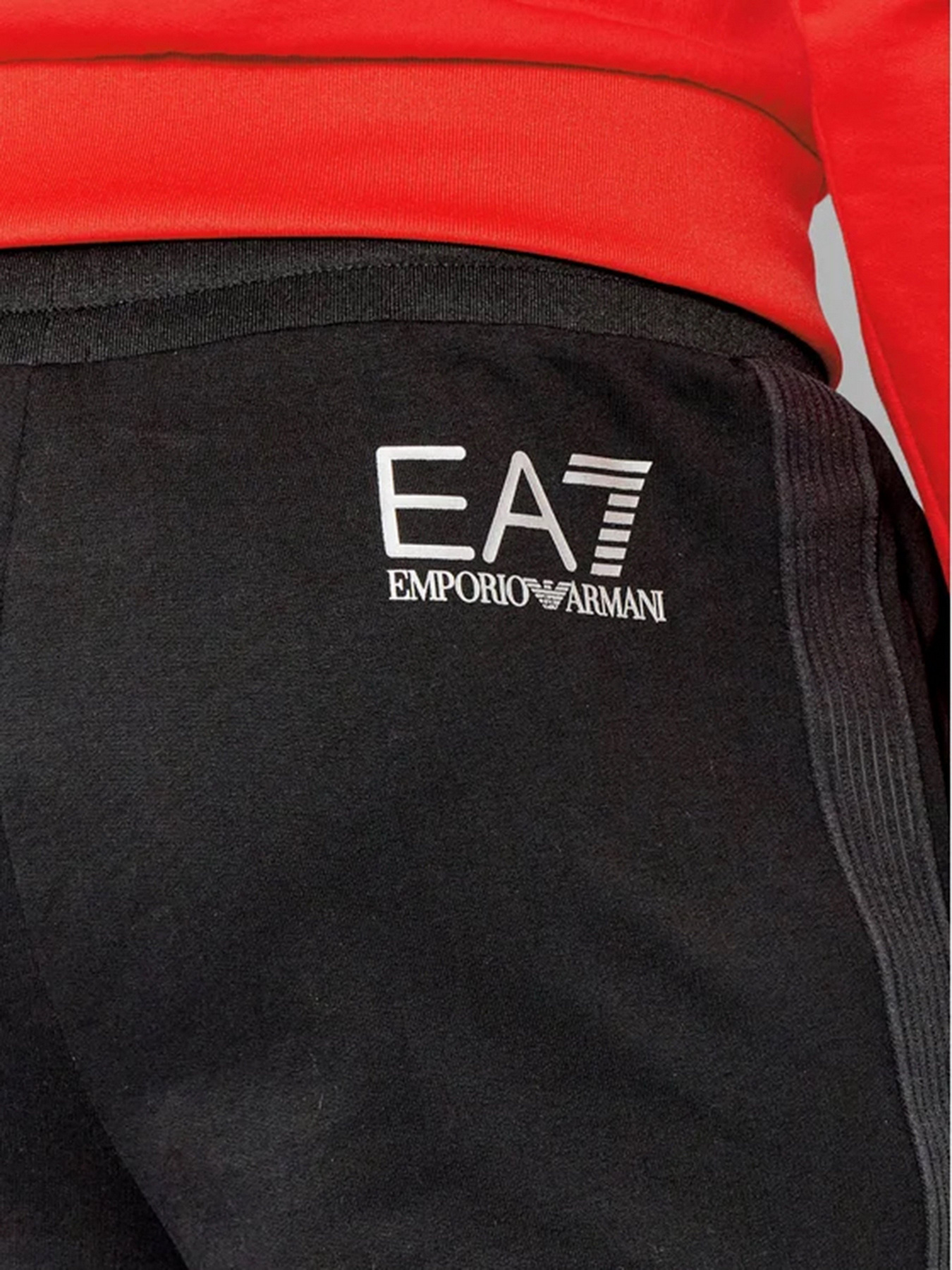 Костюми EA7 модель 3LPV56-PJ05Z-24BG Костюми EA7 модель 3LPV56-PJ05Z-24BG Фото