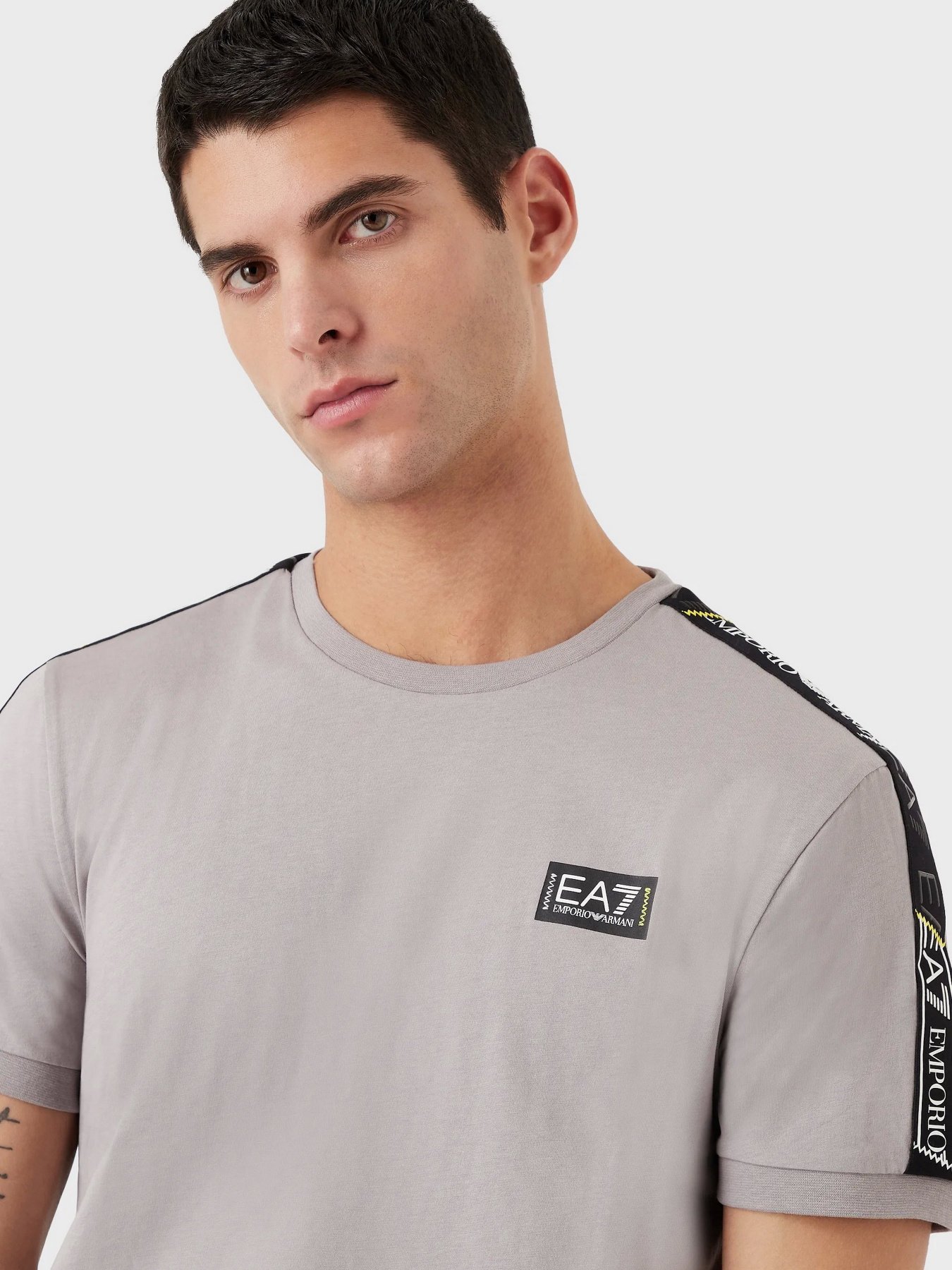 Футболки и поло EA7 Logo Series модель 3RPT06-PJ02Z-1950 Фото