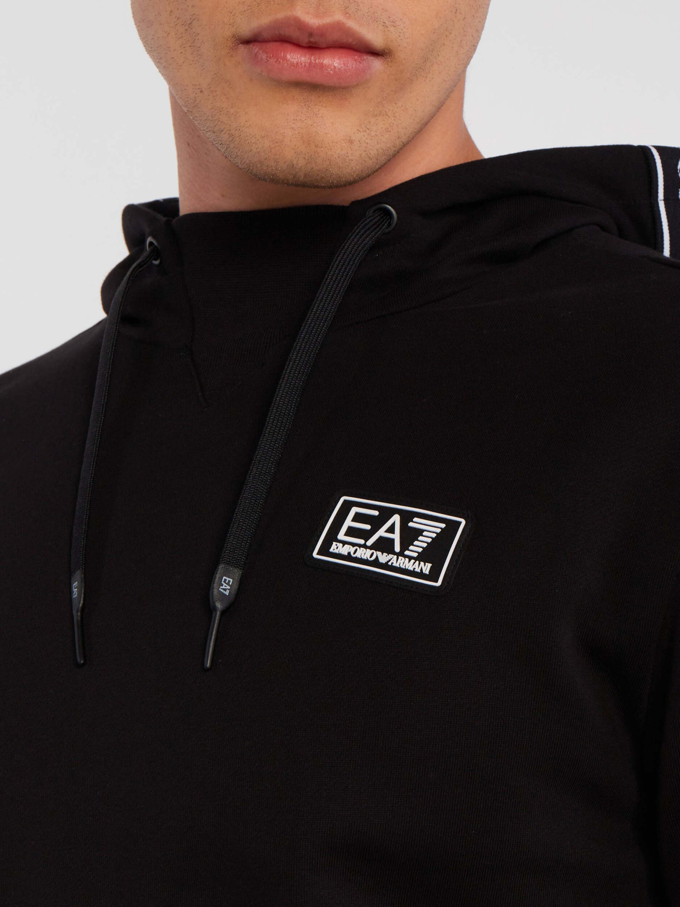 Худи и свитшоты EA7 Logo Series модель 6RPM15-PJ07Z-1200 Фото