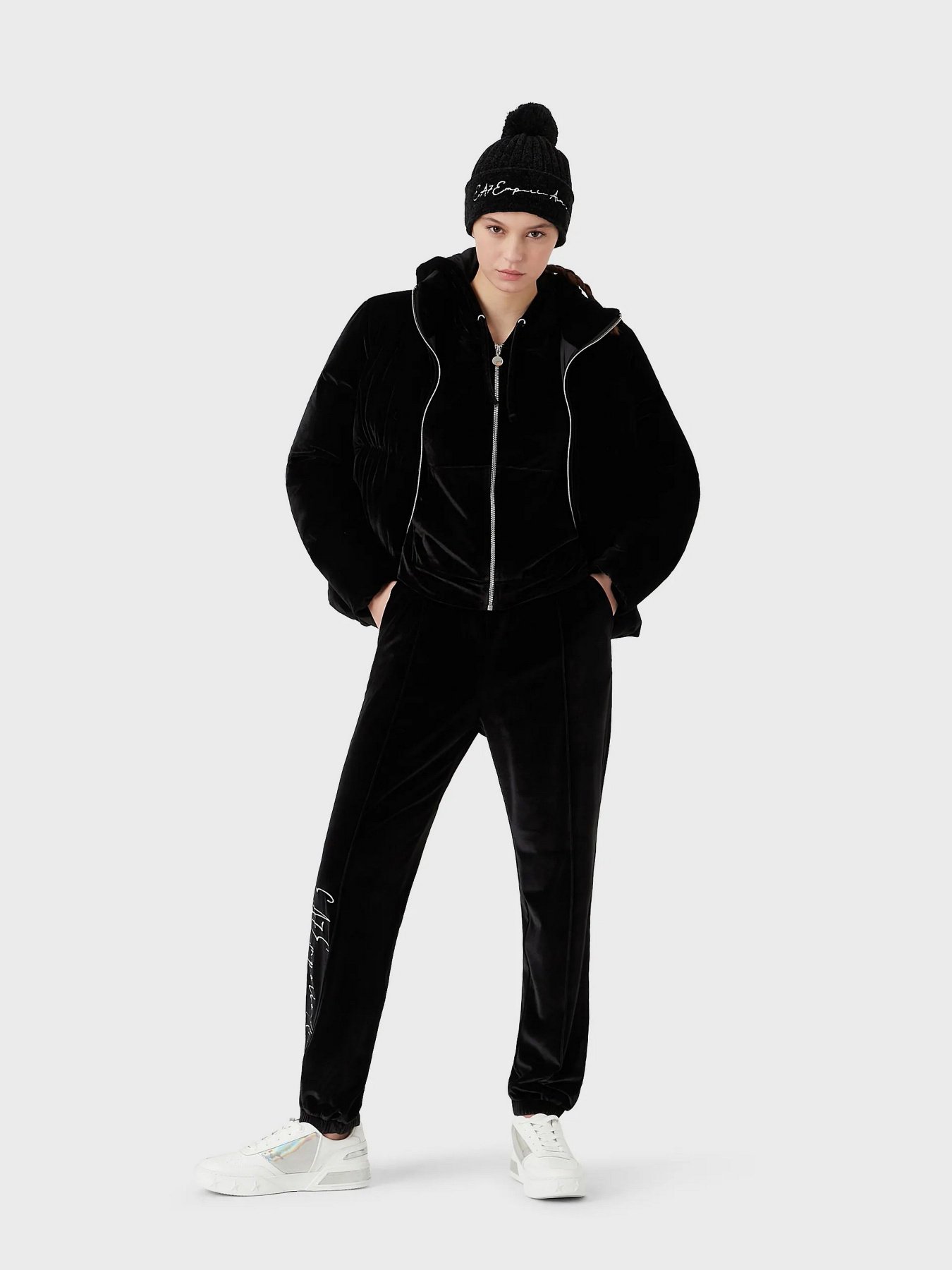 Худі та світшоти EA7 Athletic Velour модель 6LTM31-TJDWZ-1200 Худі та світшоти EA7 Athletic Velour модель 6LTM31-TJDWZ-1200 Фото