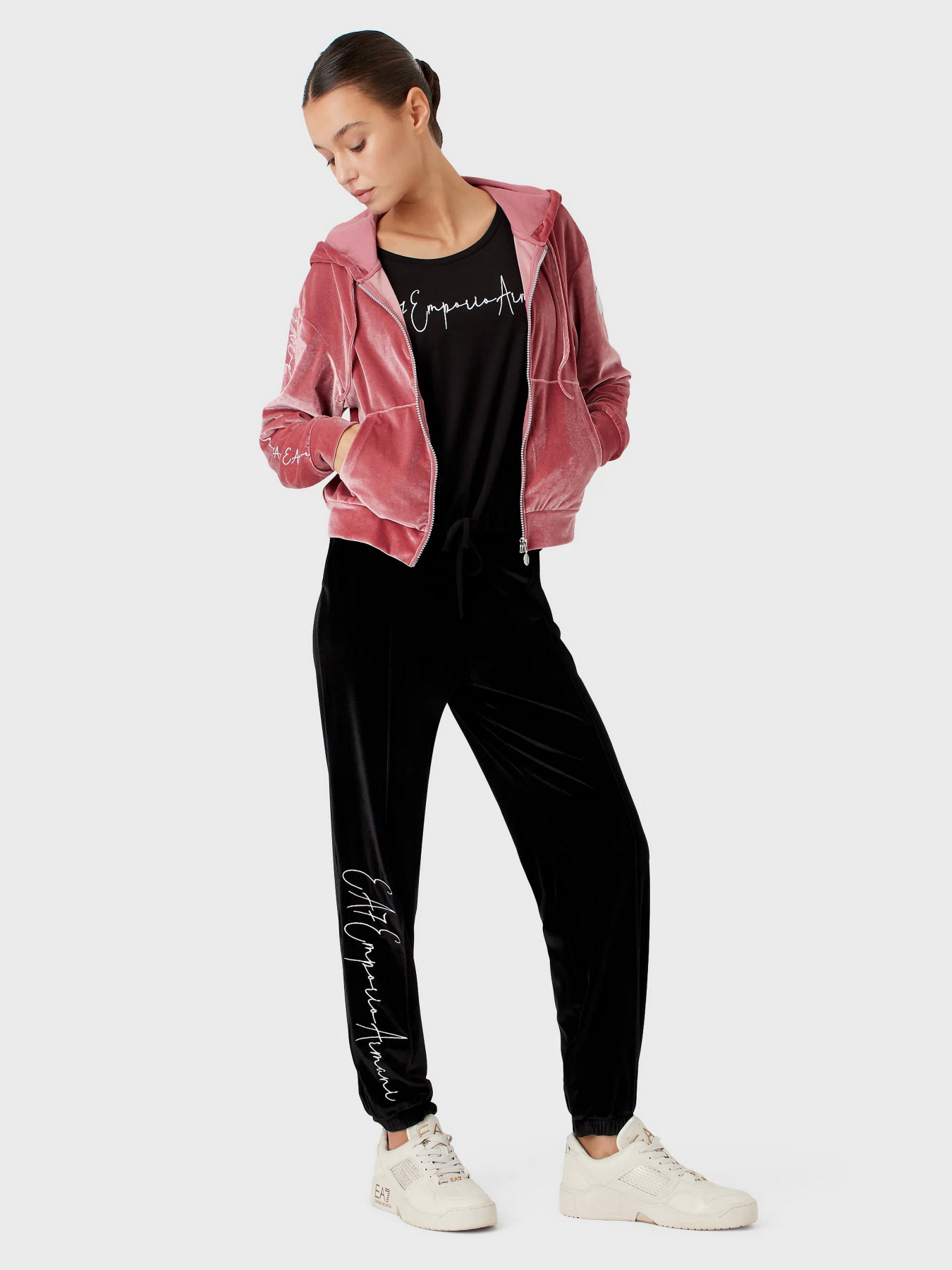 Худі та світшоти EA7 Athletic Velour модель 6LTM31-TJDWZ-1438 Худі та світшоти EA7 Athletic Velour модель 6LTM31-TJDWZ-1438 Фото