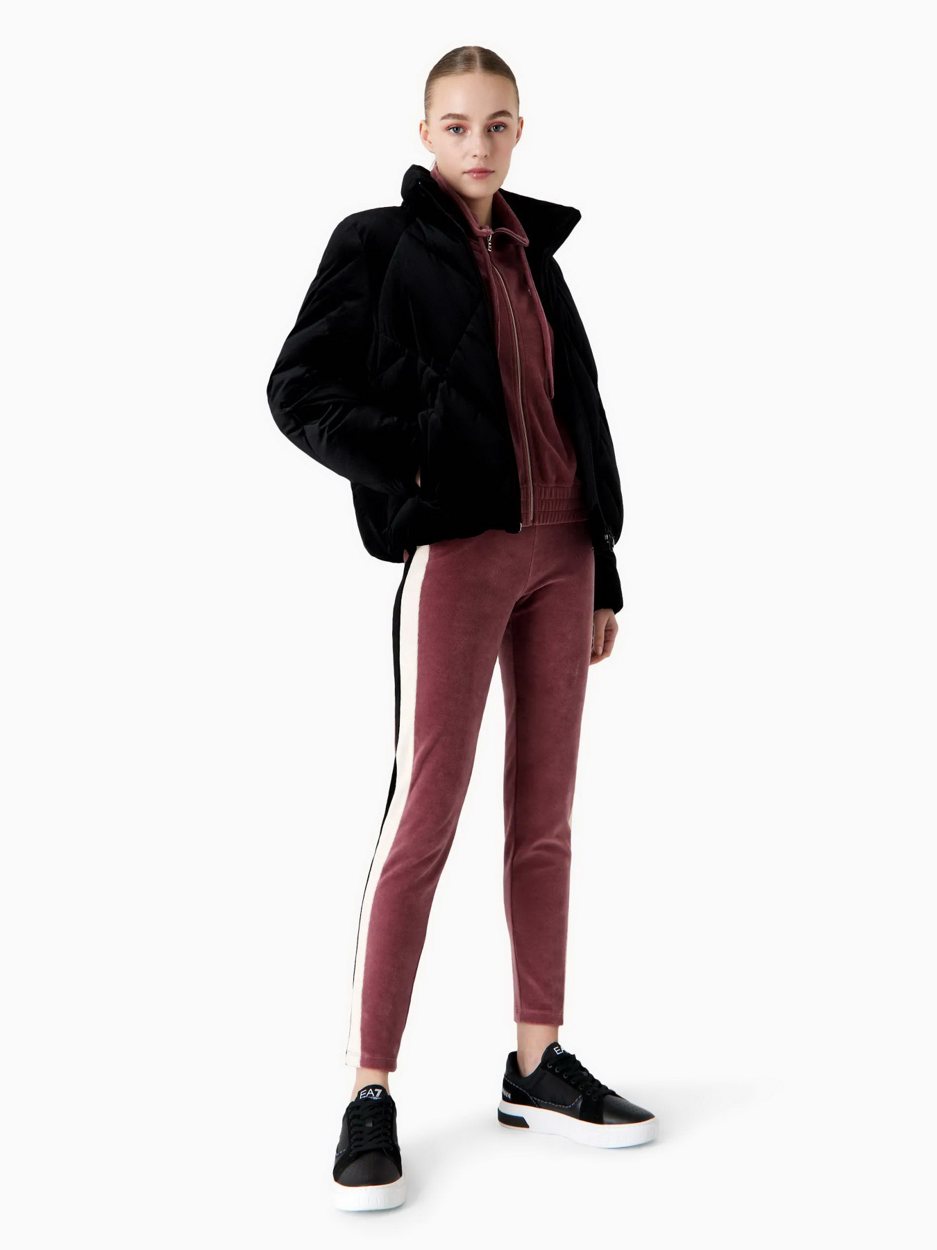 Куртки и дубленки EA7 Athletic Velour модель 6RTB04-TN7VZ-1200 Фото