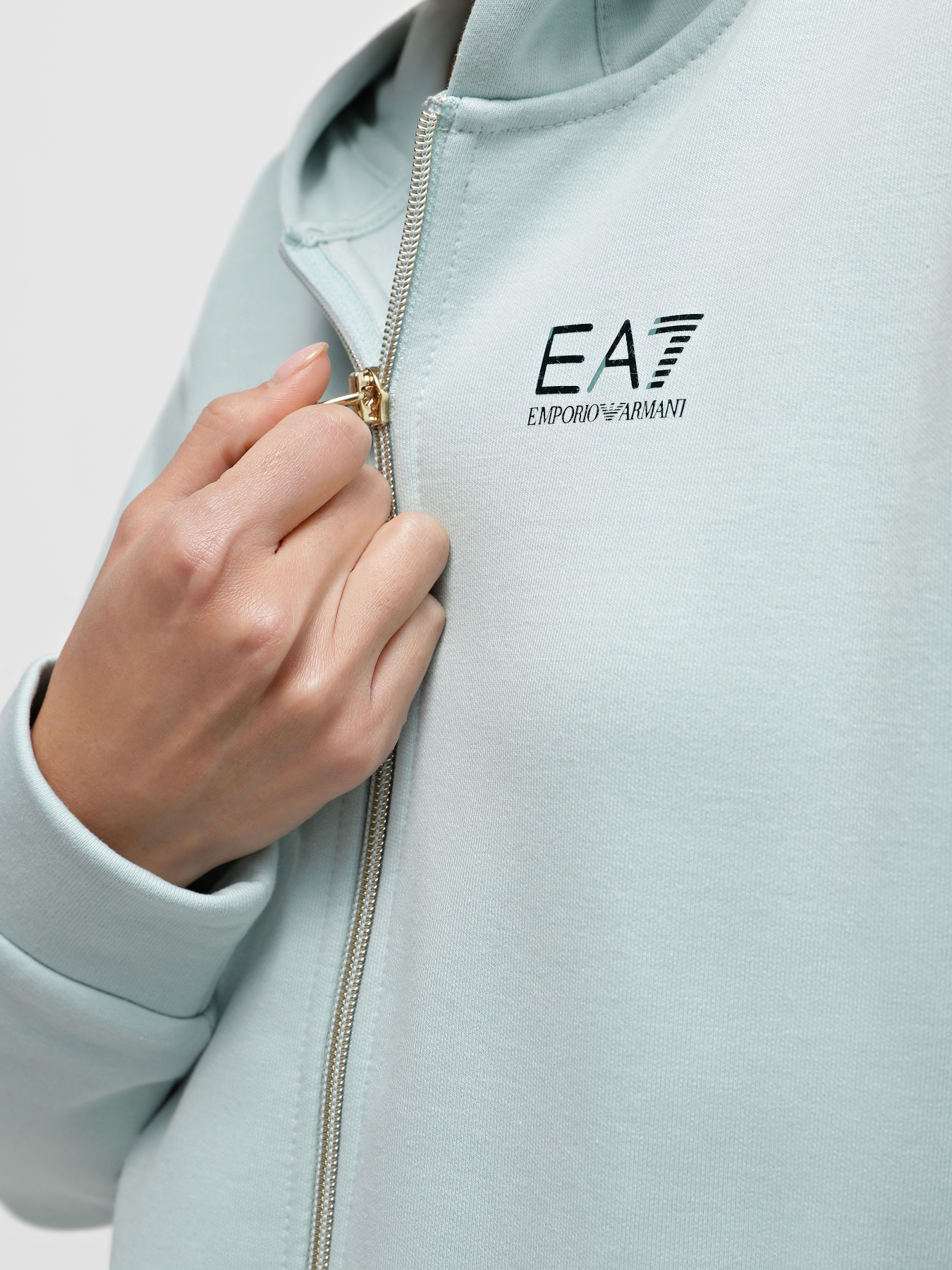 Костюми EA7 Logo Series модель 6RTV65-TJQLZ-25BJ Костюми EA7 Logo Series модель 6RTV65-TJQLZ-25BJ Фото