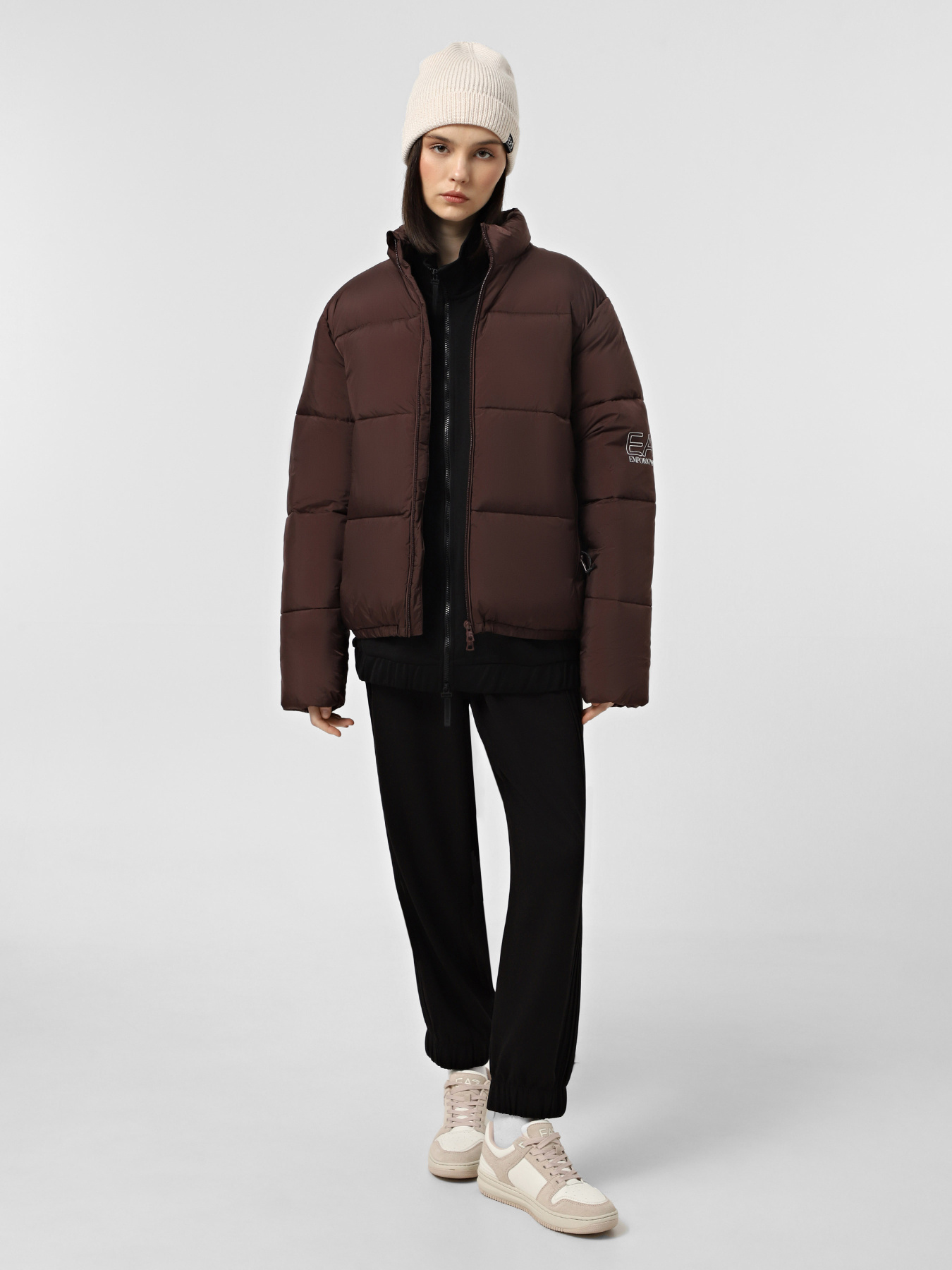 Куртки и дубленки EA7 Emporio Armani модель 6DUB02-PNHXZ-1755 Куртки и дубленки EA7 Emporio Armani модель 6DUB02-PNHXZ-1755 Фото