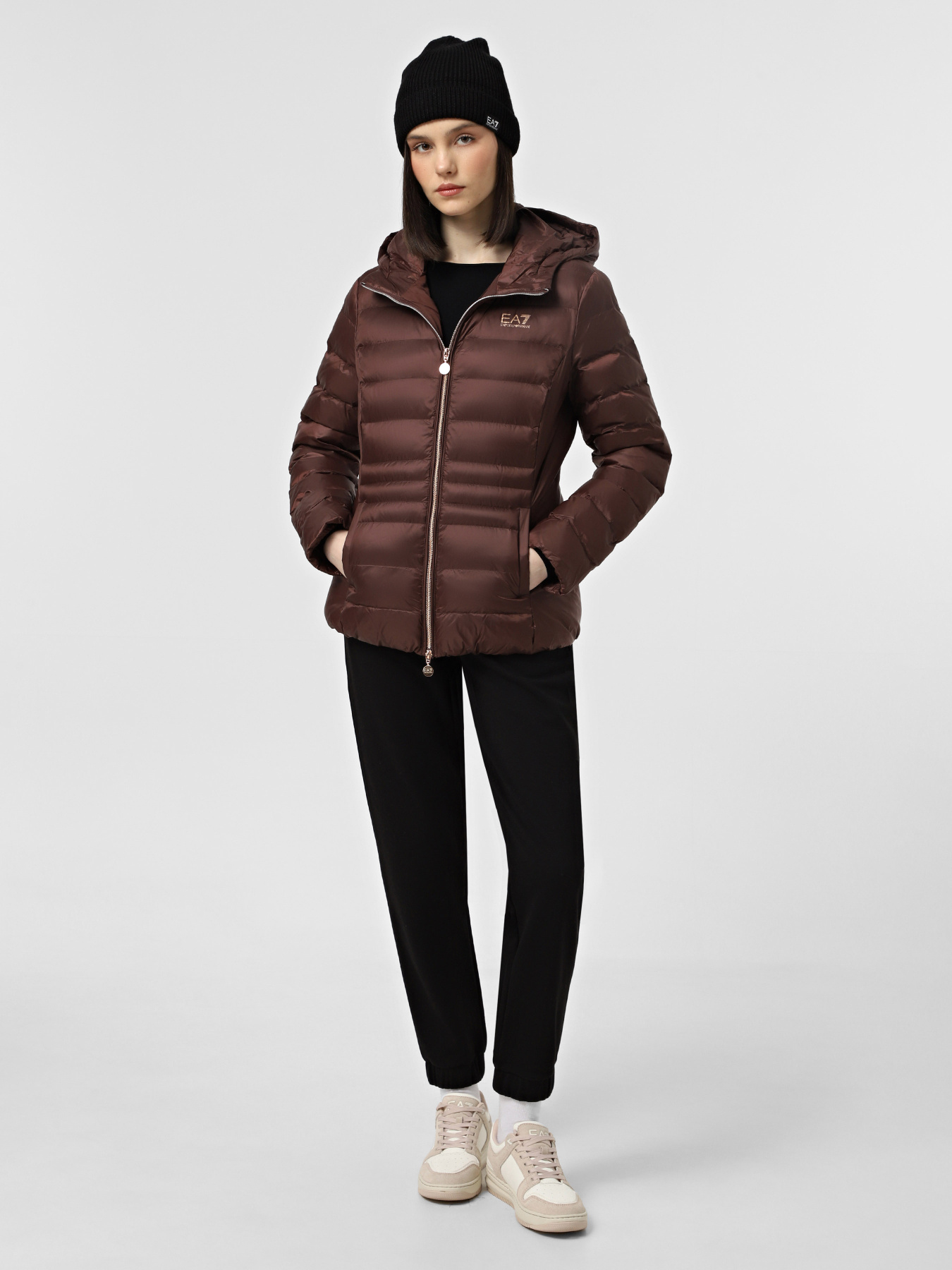 Куртки и дубленки EA7 Emporio Armani модель 6DTB04-TN88Z-1755 Куртки и дубленки EA7 Emporio Armani модель 6DTB04-TN88Z-1755 Фото