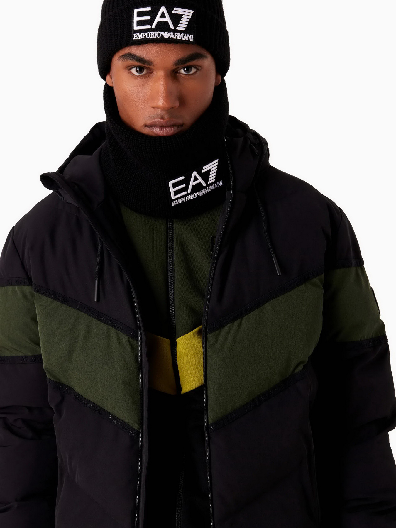 Шарфы и платки EA7 Logo Series модель 240132-3F110-00020 Фото