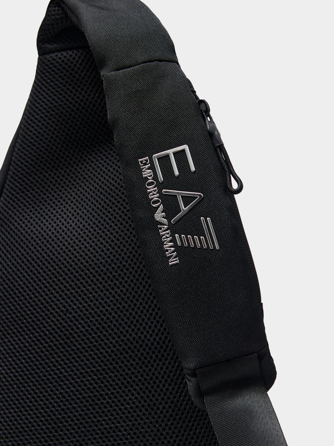 Рюкзаки EA7 7.0 модель 279592-3F901-00020 Рюкзаки EA7 7.0 модель 279592-3F901-00020 Фото