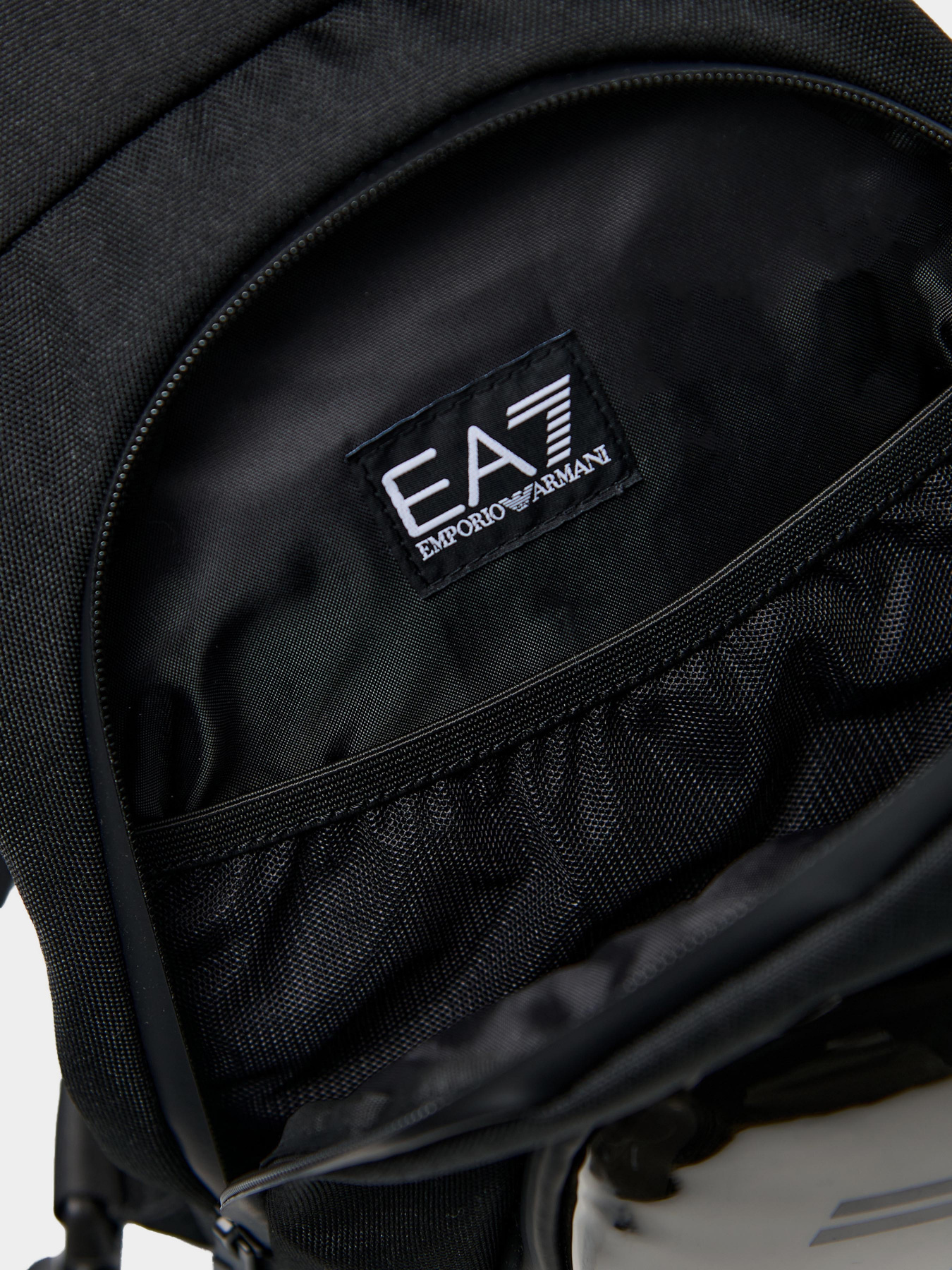Рюкзаки EA7 7.0 модель 279592-3F901-00020 Рюкзаки EA7 7.0 модель 279592-3F901-00020 Фото