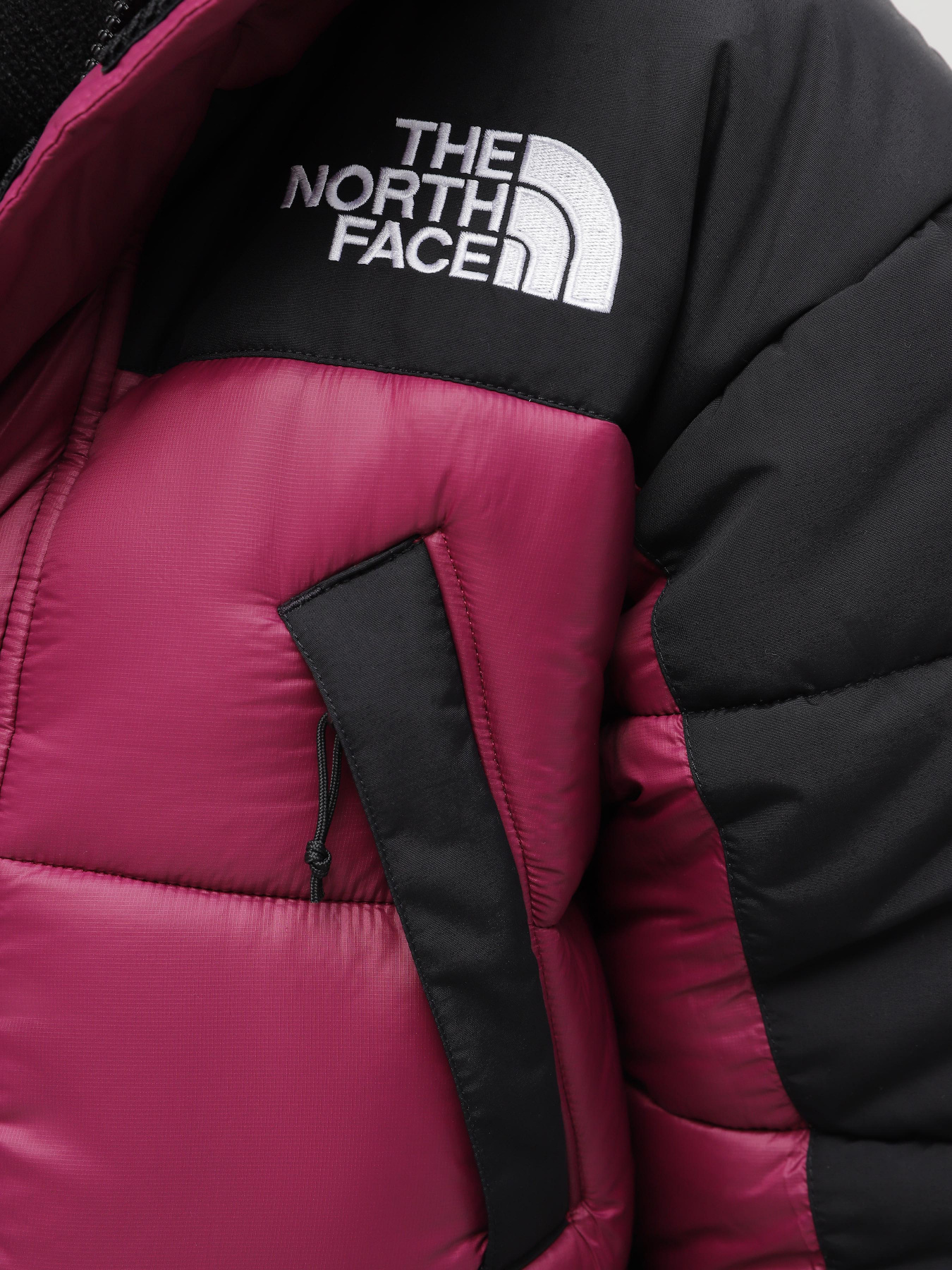 Куртки та дублянки The North Face HMLYN Insulated модель NF0A4QZ5KK91 Фото