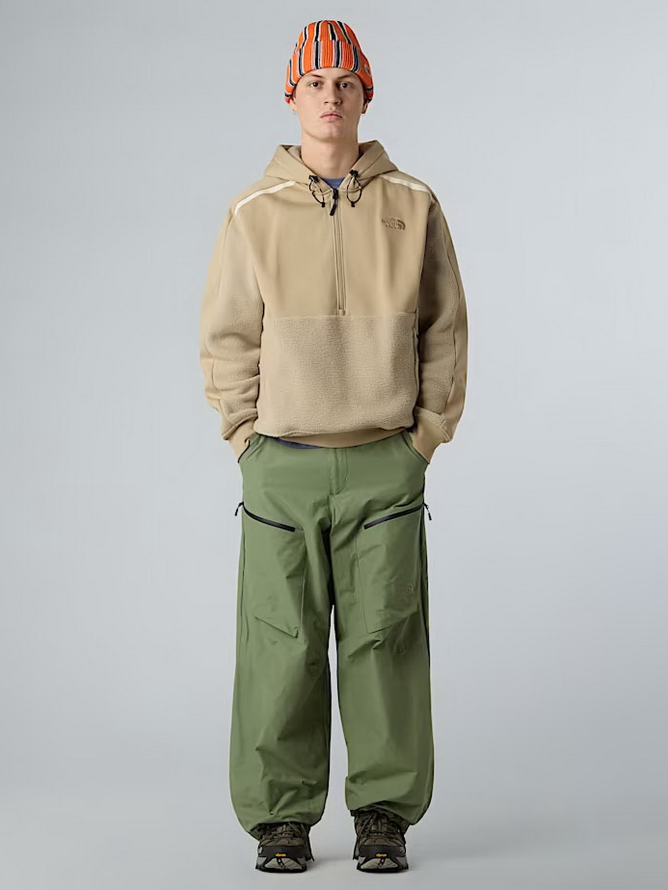 Худи и свитшоты The North Face модель NF0A8E7FCEL1 Фото