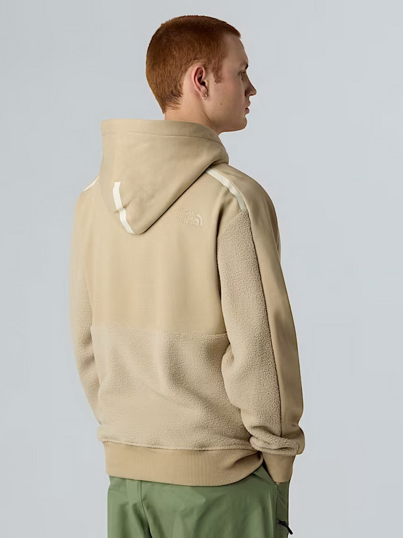 Худи и свитшоты The North Face модель NF0A8E7FCEL1 Фото