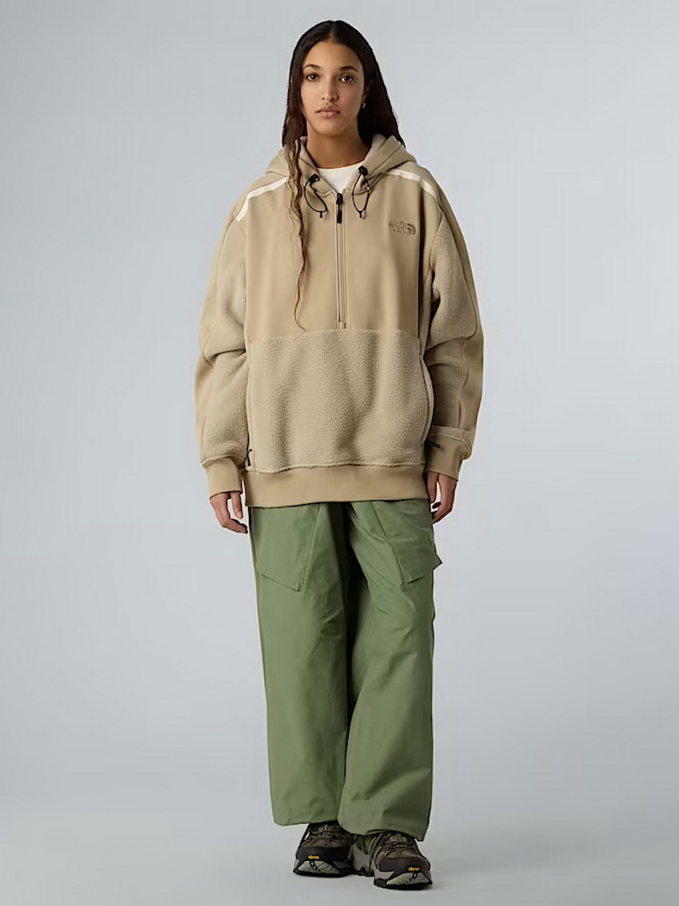 Худи и свитшоты The North Face модель NF0A8E7FCEL1 Фото