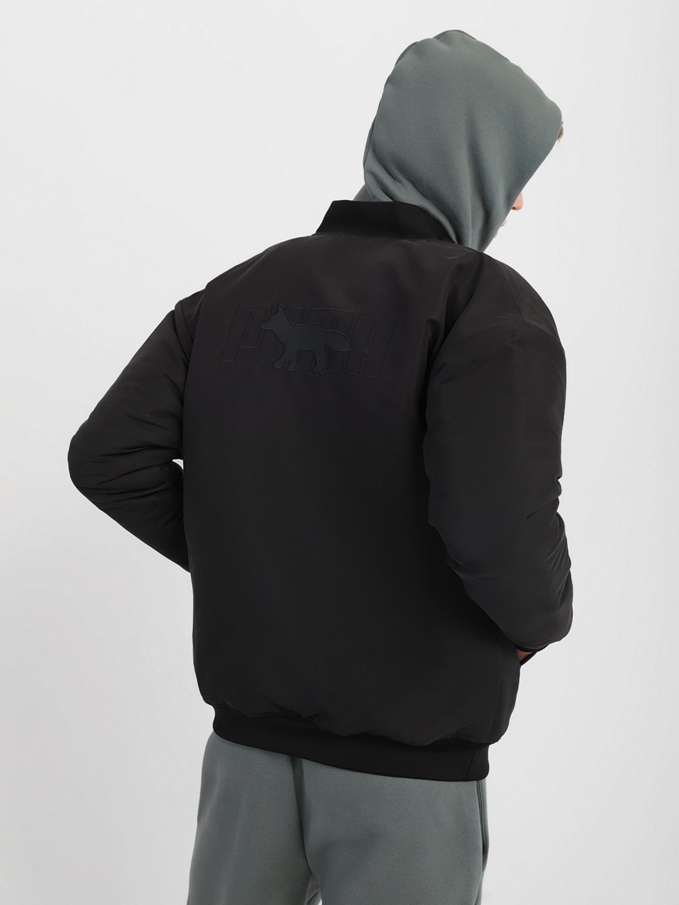 Куртки та дублянки PUMA x MAISON KITSUNE Rev модель 53230301 Фото