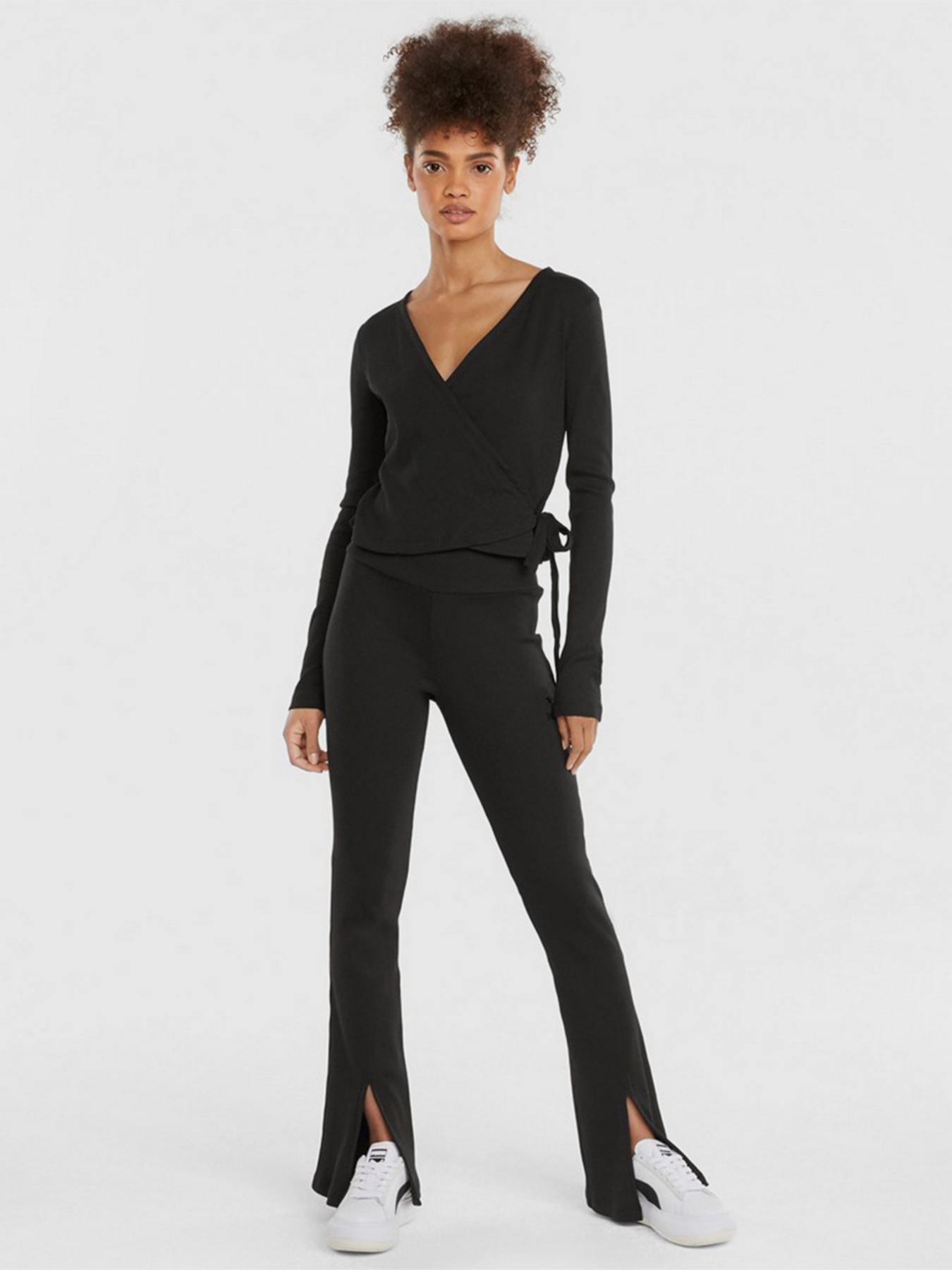 Сорочки PUMA Classics Ribbed Wrap модель 58998401 Сорочки PUMA Classics Ribbed Wrap модель 58998401 Фото