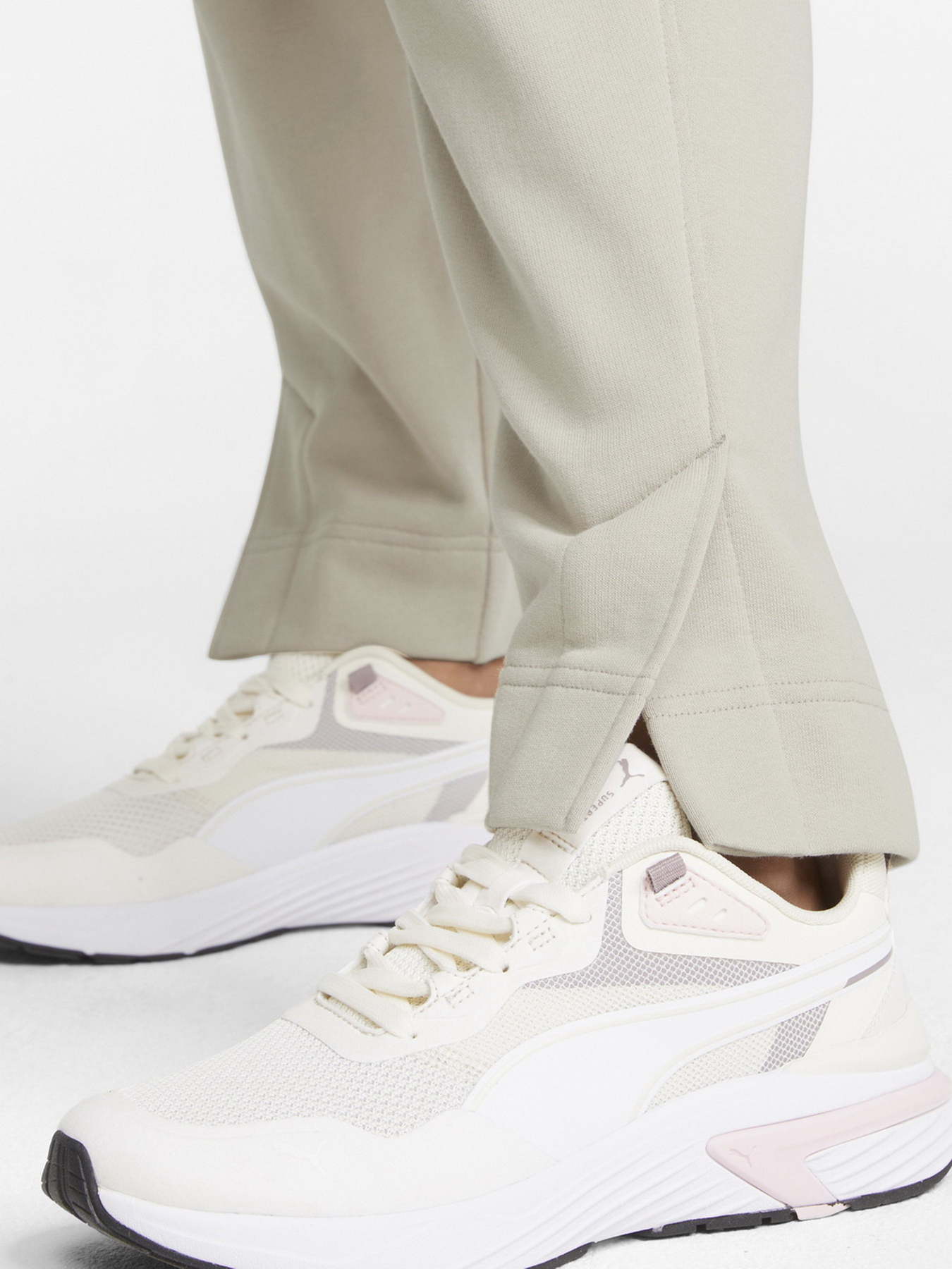 Брюки PUMA HER модель 84709664 Брюки PUMA HER модель 84709664 Фото