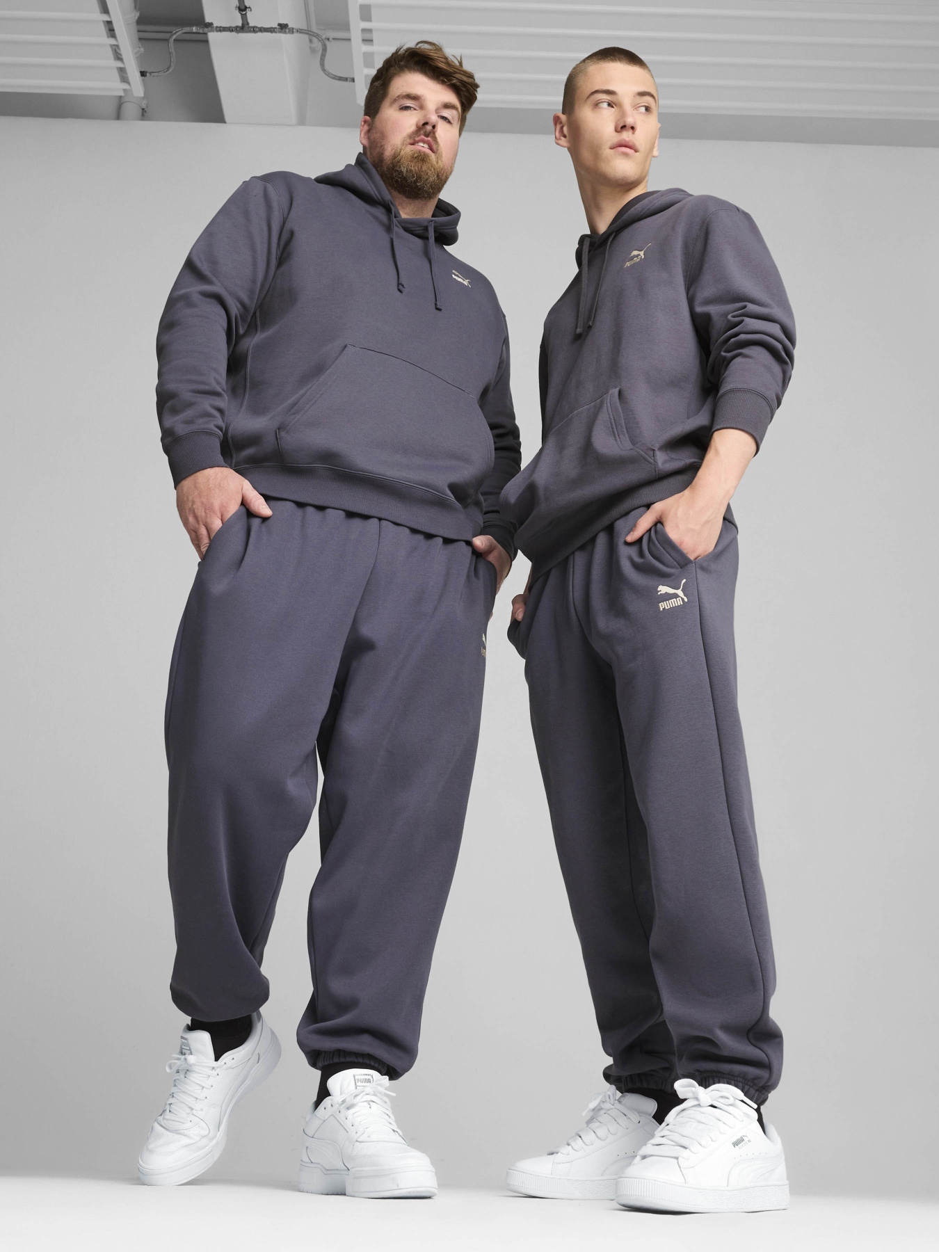 Брюки PUMA CLASSICS SWEATPANTS модель 53559791 Фото