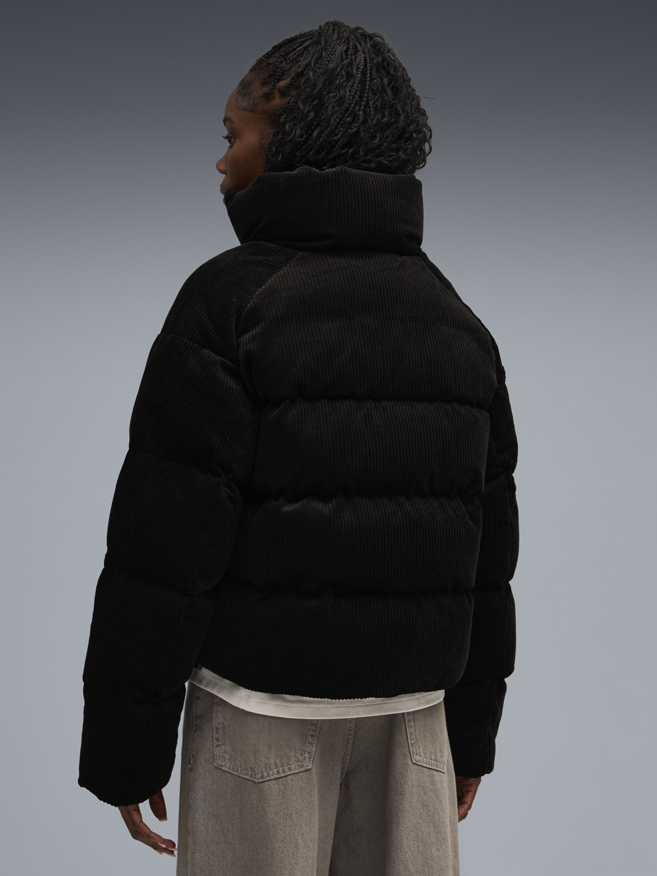 Куртки та дублянки PUMA CORDUROY PUFFER модель 63217101 Фото