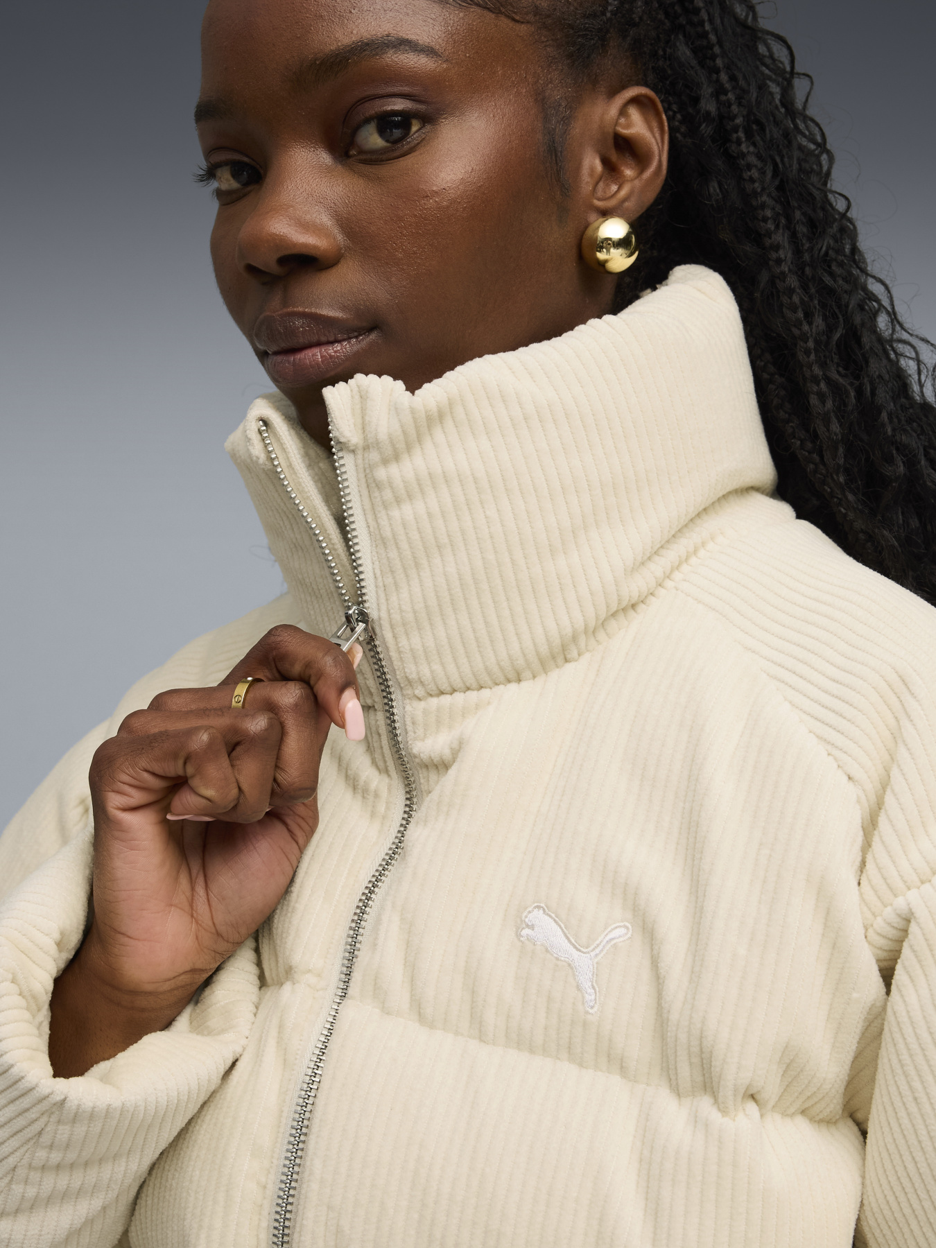 Куртки и дубленки PUMA CORDUROY PUFFER модель 63217187 Фото