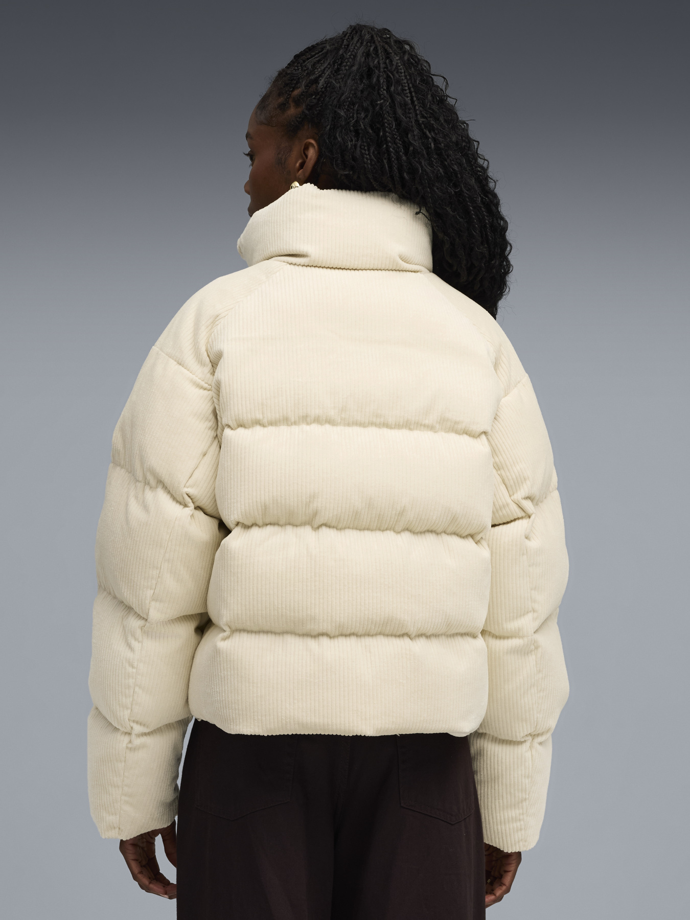 Куртки и дубленки PUMA CORDUROY PUFFER модель 63217187 Фото