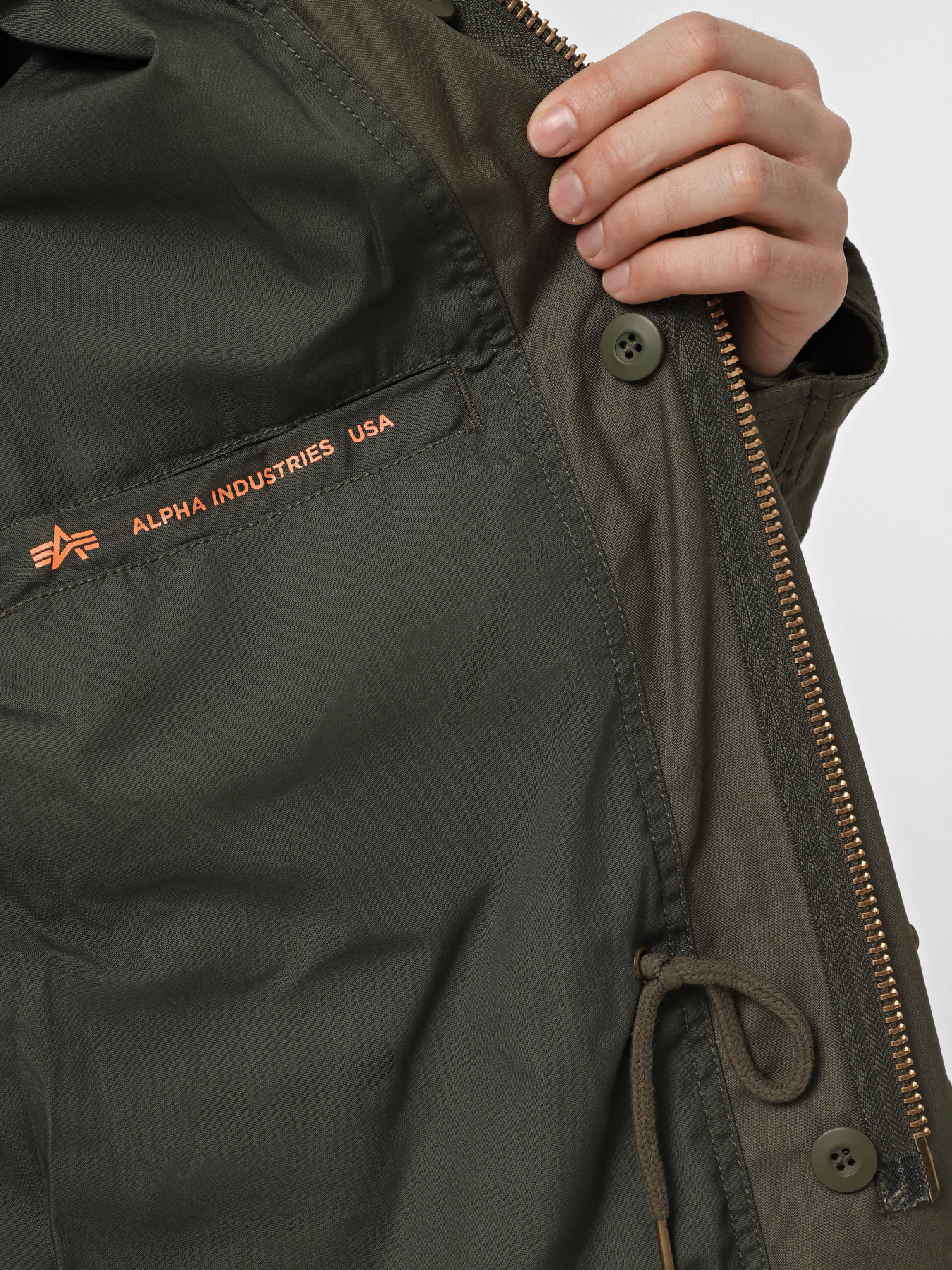 Куртки и дубленки Alpha Industries M-65 HERITAGE модель MJM24000C1_303 Фото