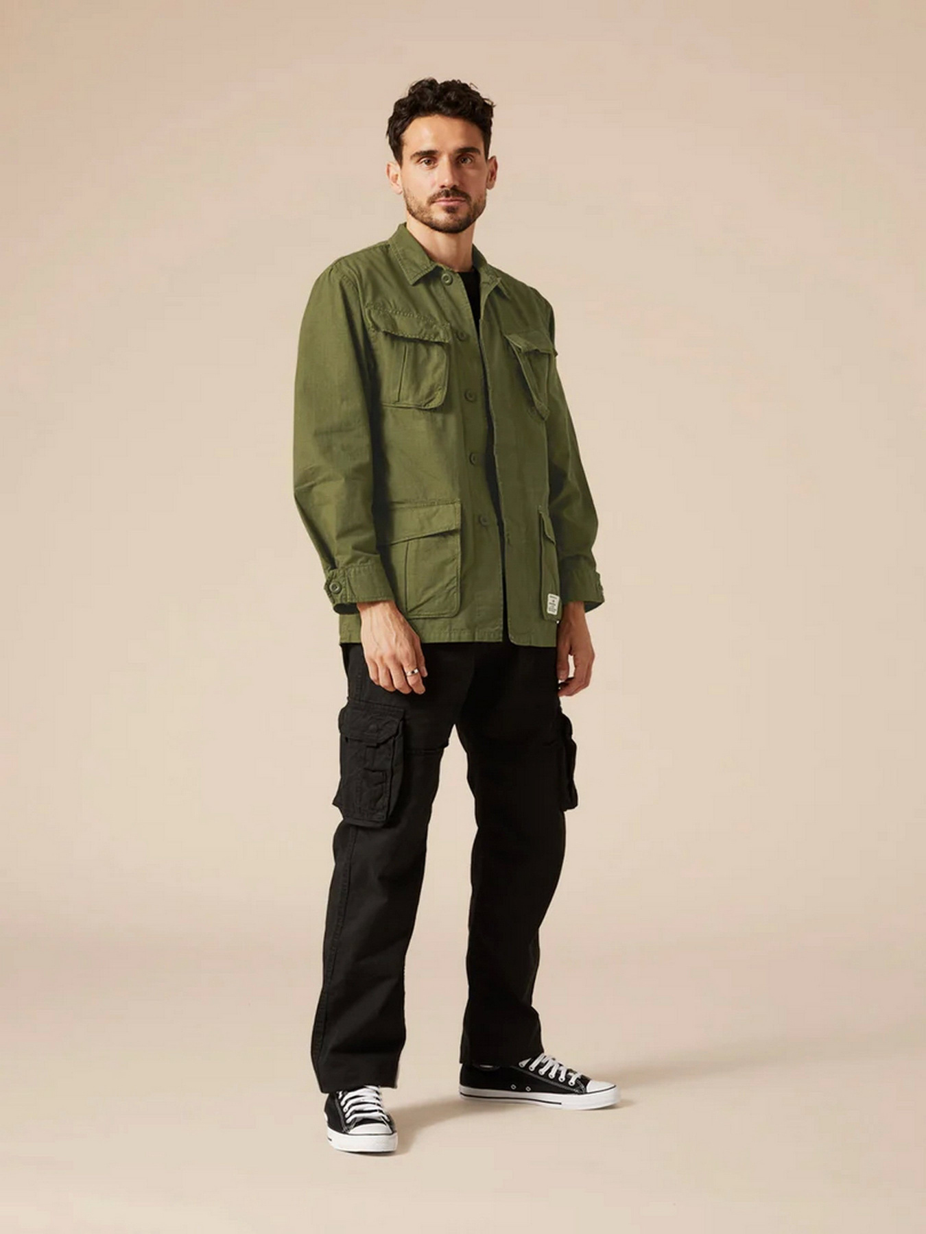 Куртки та дублянки Alpha Industries Jungle Fatigue Jacket модель MSJ52000C1_301 Куртки та дублянки Alpha Industries Jungle Fatigue Jacket модель MSJ52000C1_301 Фото