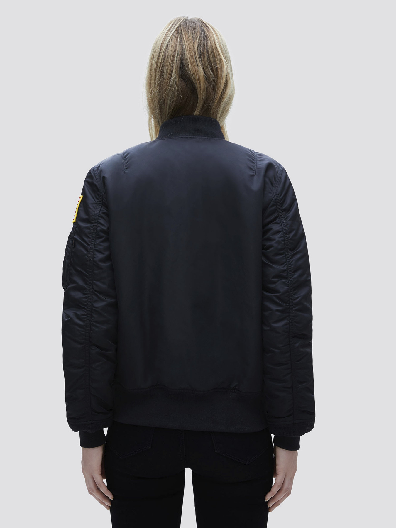 Куртки и дубленки Alpha Industries MA-1 NASA W модель WJM49501C1_001 Куртки и дубленки Alpha Industries MA-1 NASA W модель WJM49501C1_001 Фото