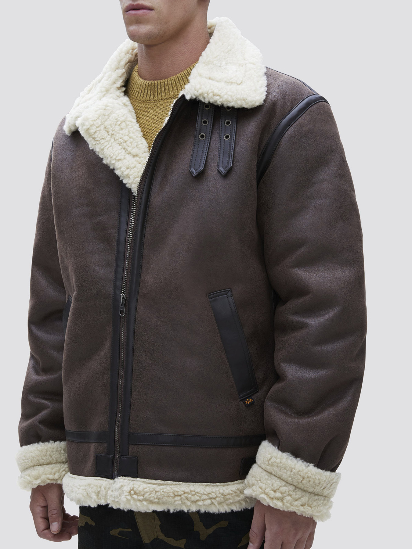 Куртки та дублянки Alpha Industries B-3 SHERPA MOD модель MLB49500C1_208 Фото