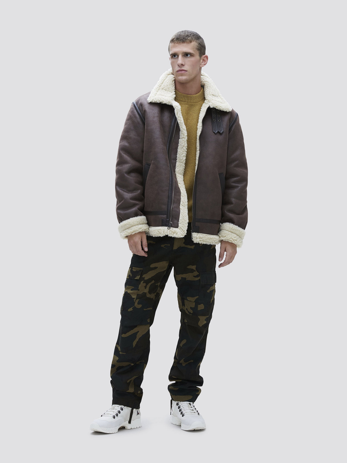 Куртки та дублянки Alpha Industries B-3 SHERPA MOD модель MLB49500C1_208 Фото