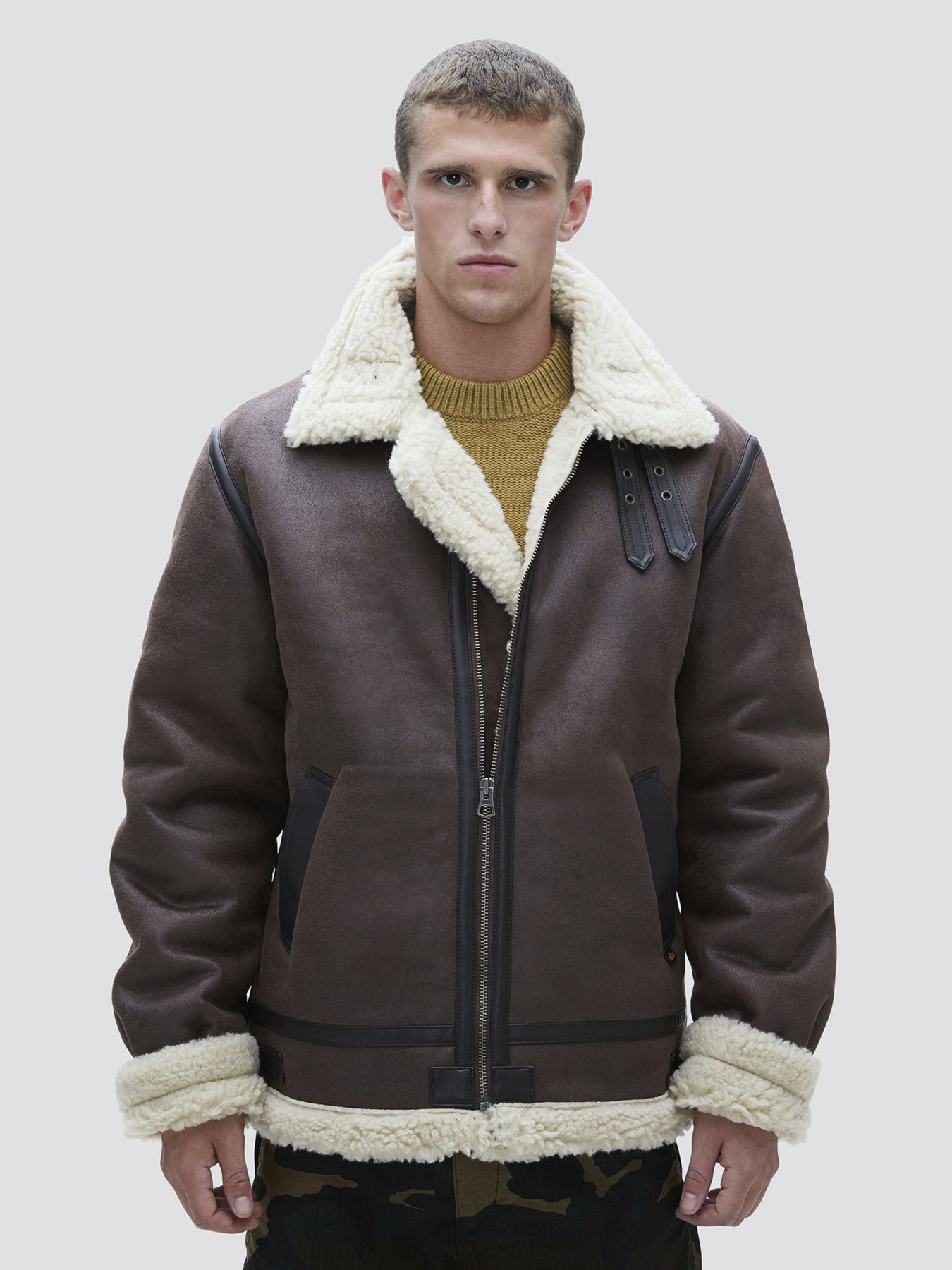Куртки та дублянки Alpha Industries B-3 SHERPA MOD модель MLB49500C1_208 Фото