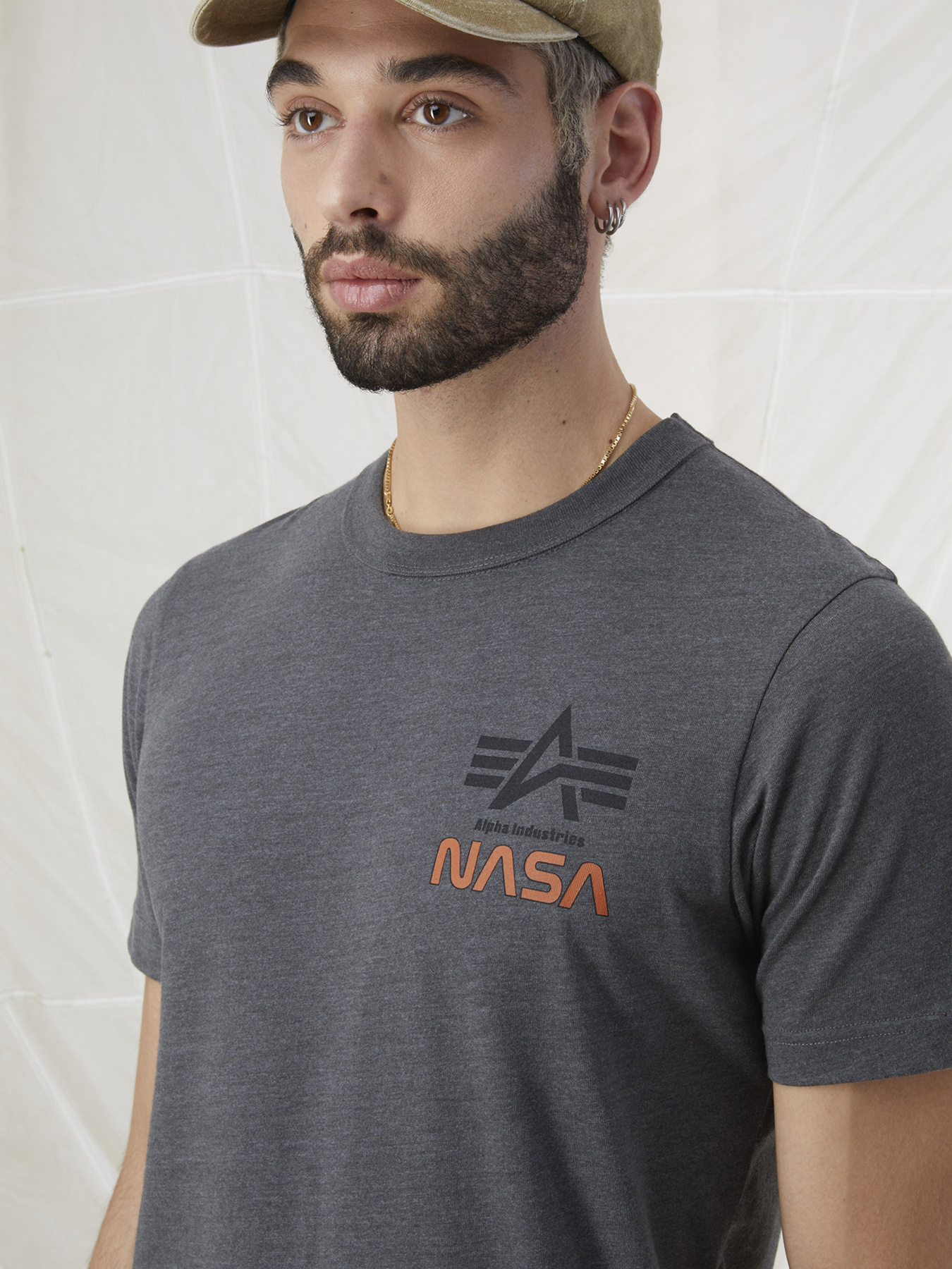 Футболки і поло Alpha Industries NASA Galaxy модель ETN53000C1_072 Футболки і поло Alpha Industries NASA Galaxy модель ETN53000C1_072 Фото