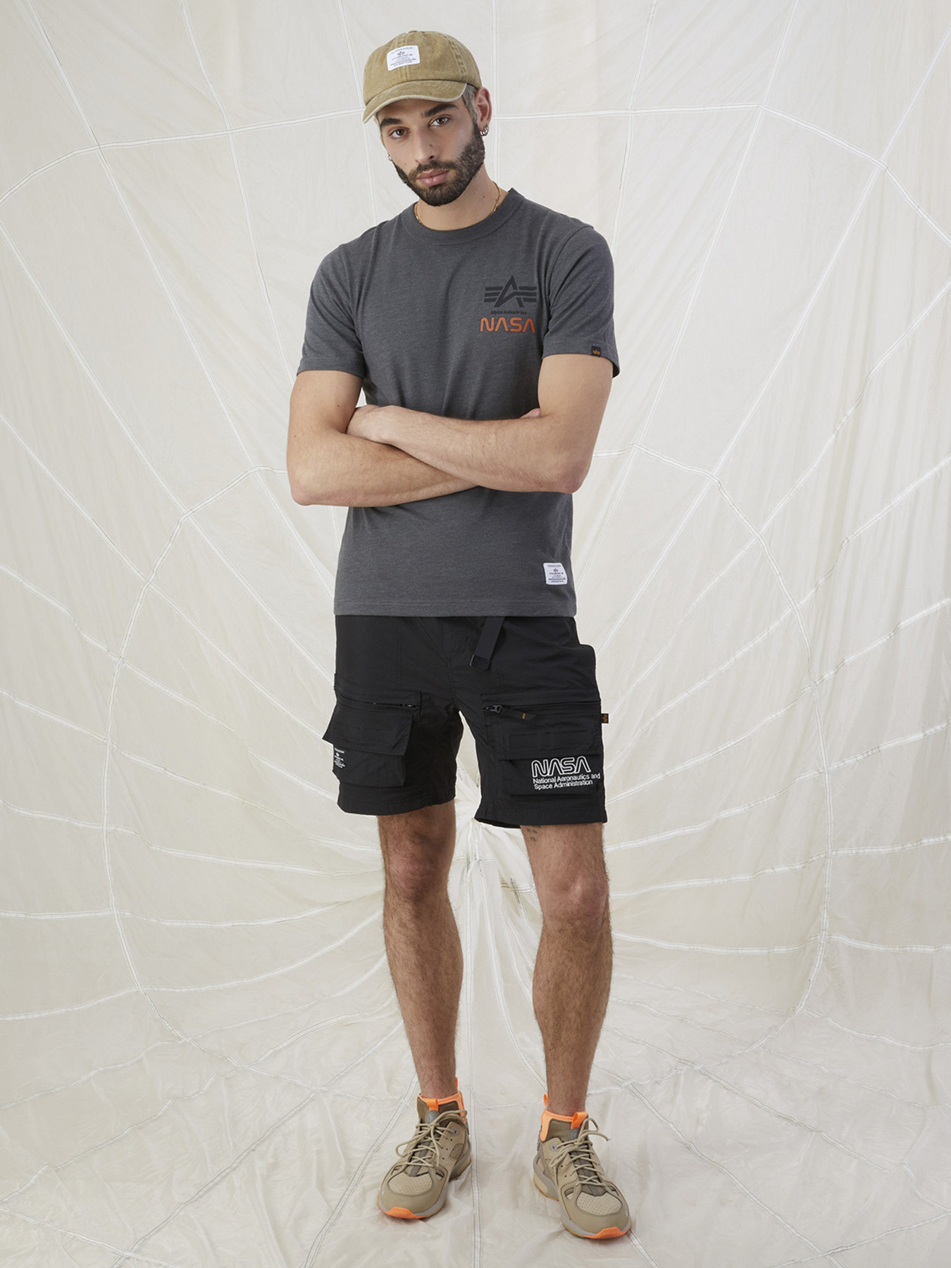 Футболки і поло Alpha Industries NASA Galaxy модель ETN53000C1_072 Футболки і поло Alpha Industries NASA Galaxy модель ETN53000C1_072 Фото