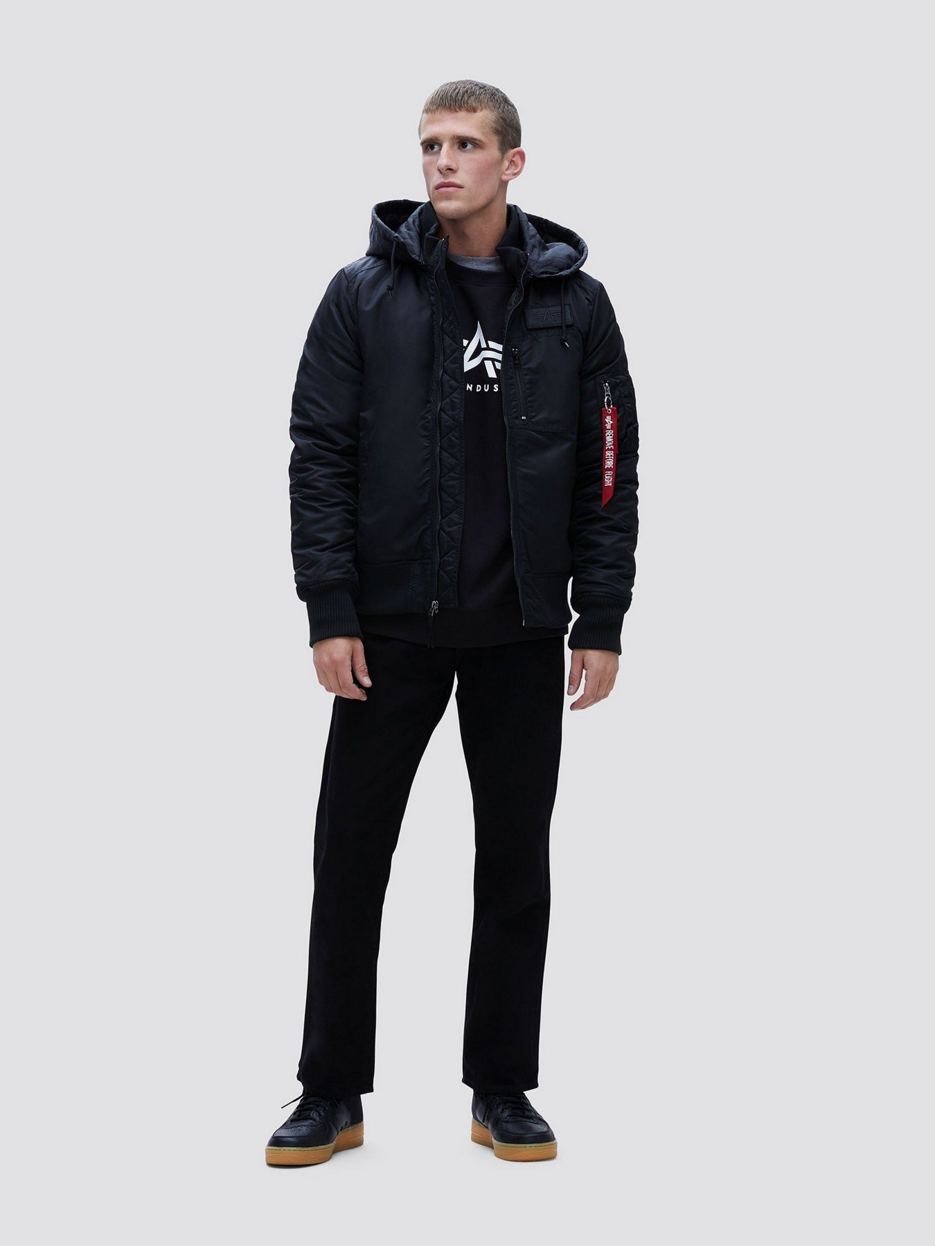 Куртки и дубленки Alpha Industries MA-1 HOODED RIB модель MJM49501C1_001 Фото