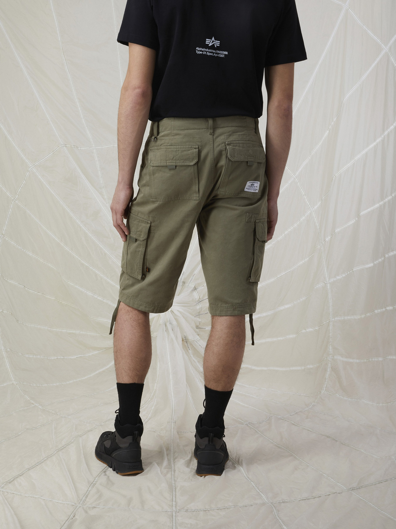 Шорти Alpha Industries Jet модель MBJ53000C1_359 Шорти Alpha Industries Jet модель MBJ53000C1_359 Фото