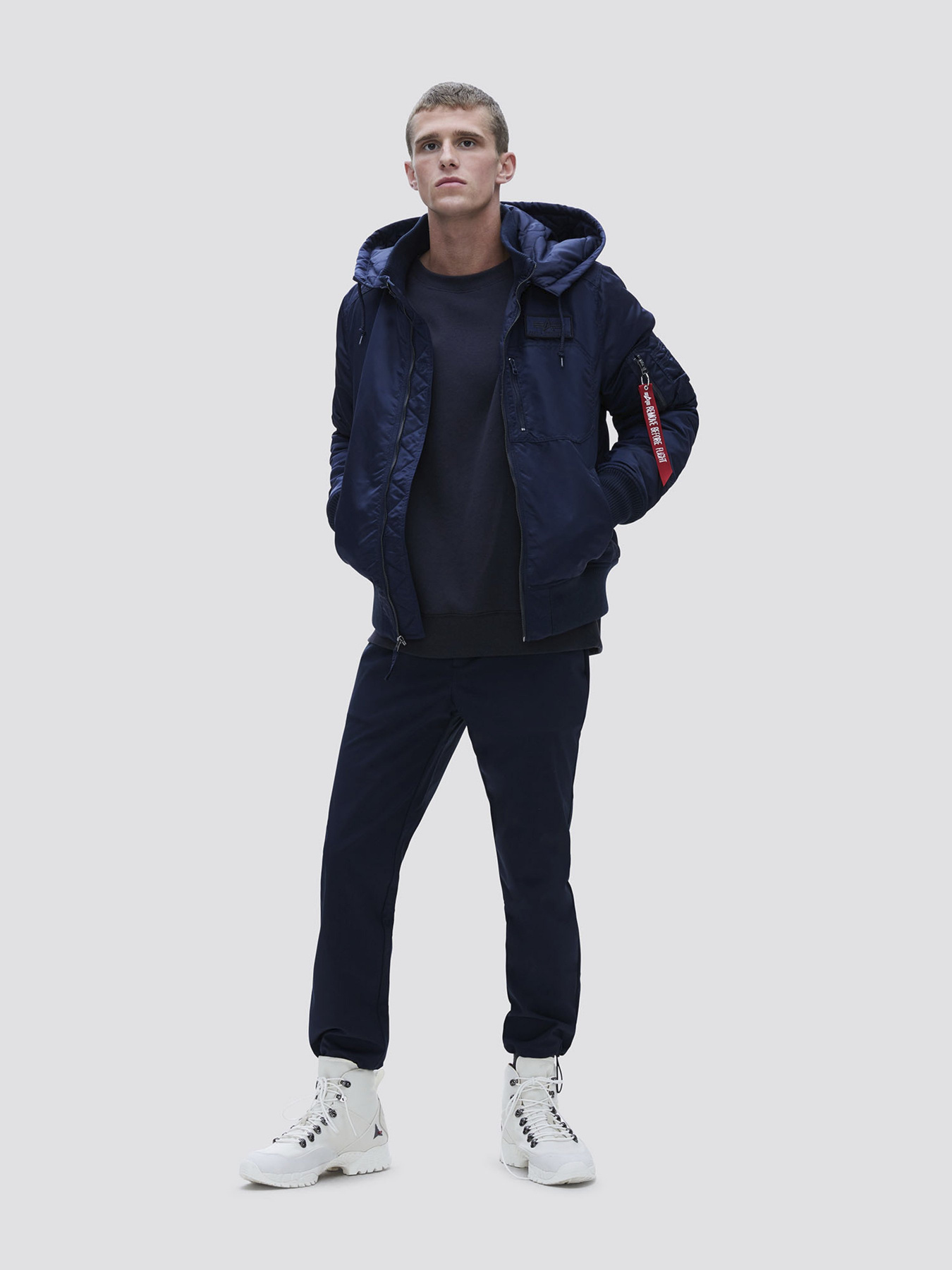 Куртки та дублянки Alpha Industries MA-1 HOODED RIB модель MJM49501C1_410 Фото