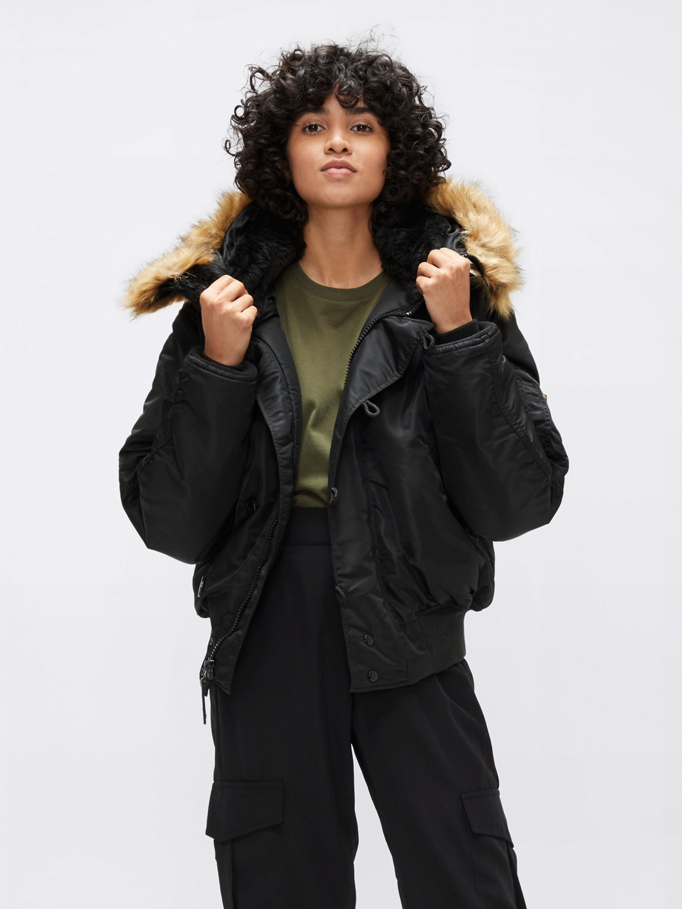 Куртки та дублянки Alpha Industries N-2B SHORT WAIST модель MJN30000C1_001 Куртки та дублянки Alpha Industries N-2B SHORT WAIST модель MJN30000C1_001 Фото