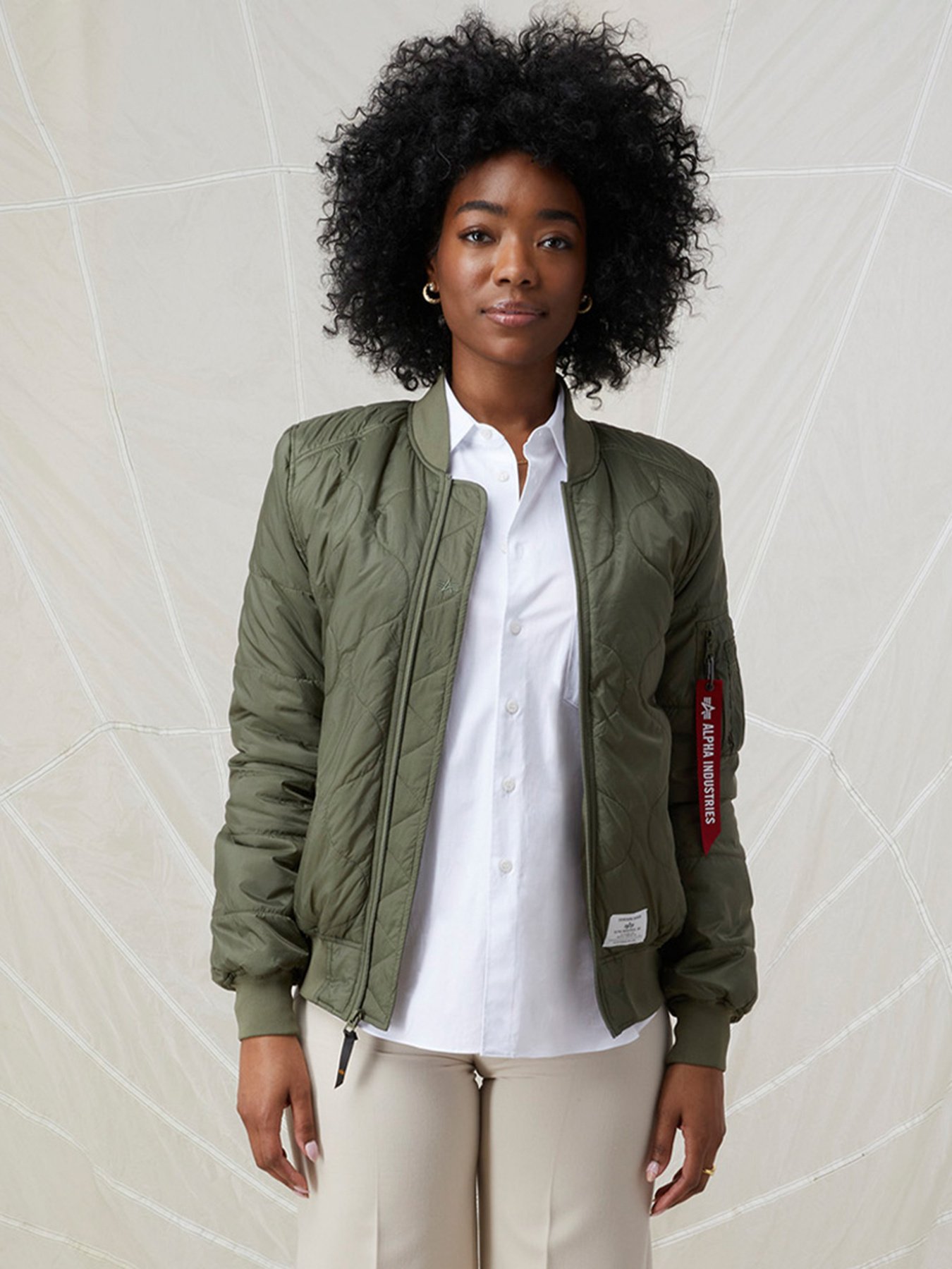 Куртки та дублянки Alpha Industries L-2B Quilted модель UJQ52000C1_359 Куртки та дублянки Alpha Industries L-2B Quilted модель UJQ52000C1_359 Фото