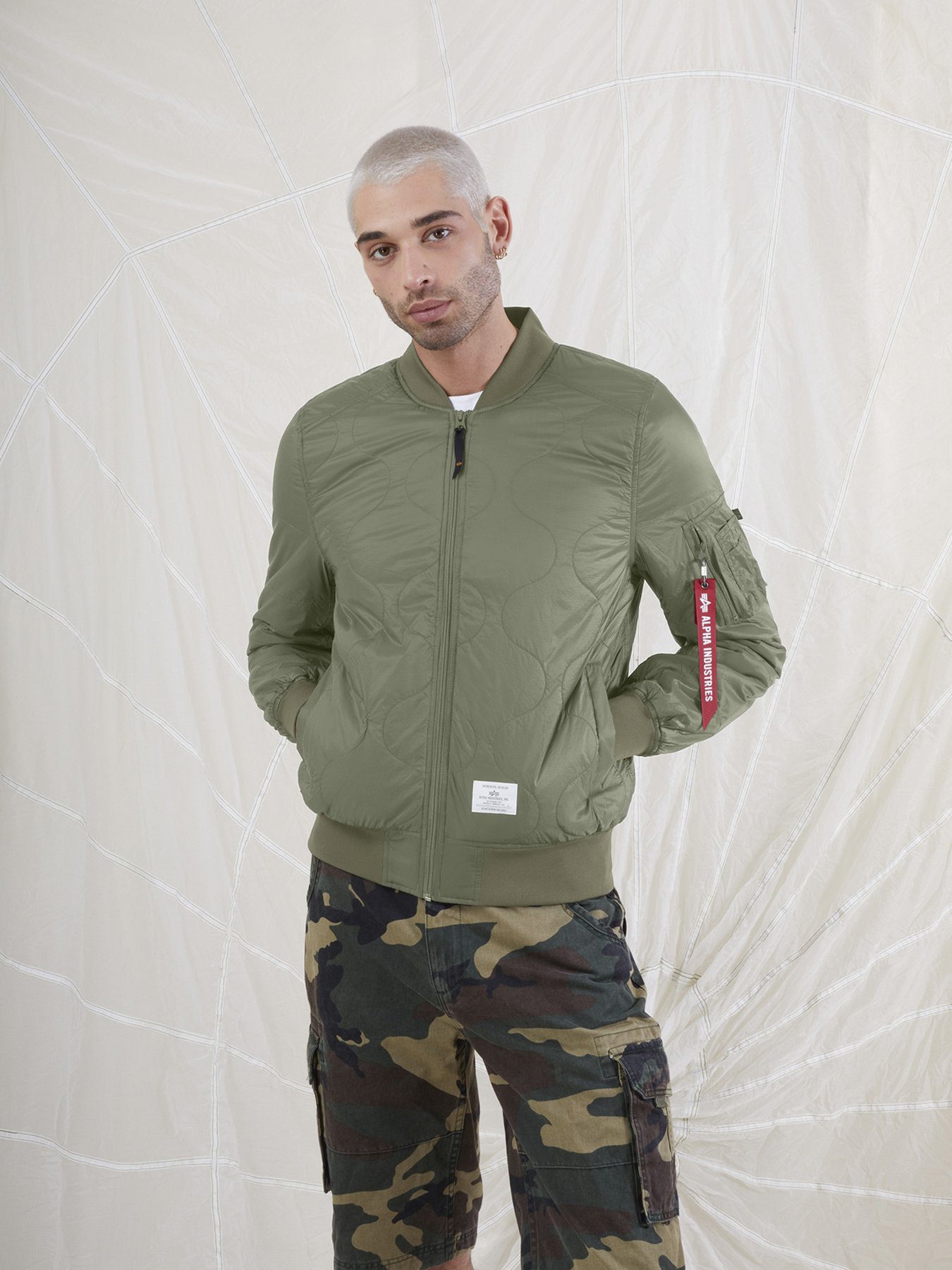 Куртки та дублянки Alpha Industries L-2B Quilted модель UJQ52000C1_359 Куртки та дублянки Alpha Industries L-2B Quilted модель UJQ52000C1_359 Фото